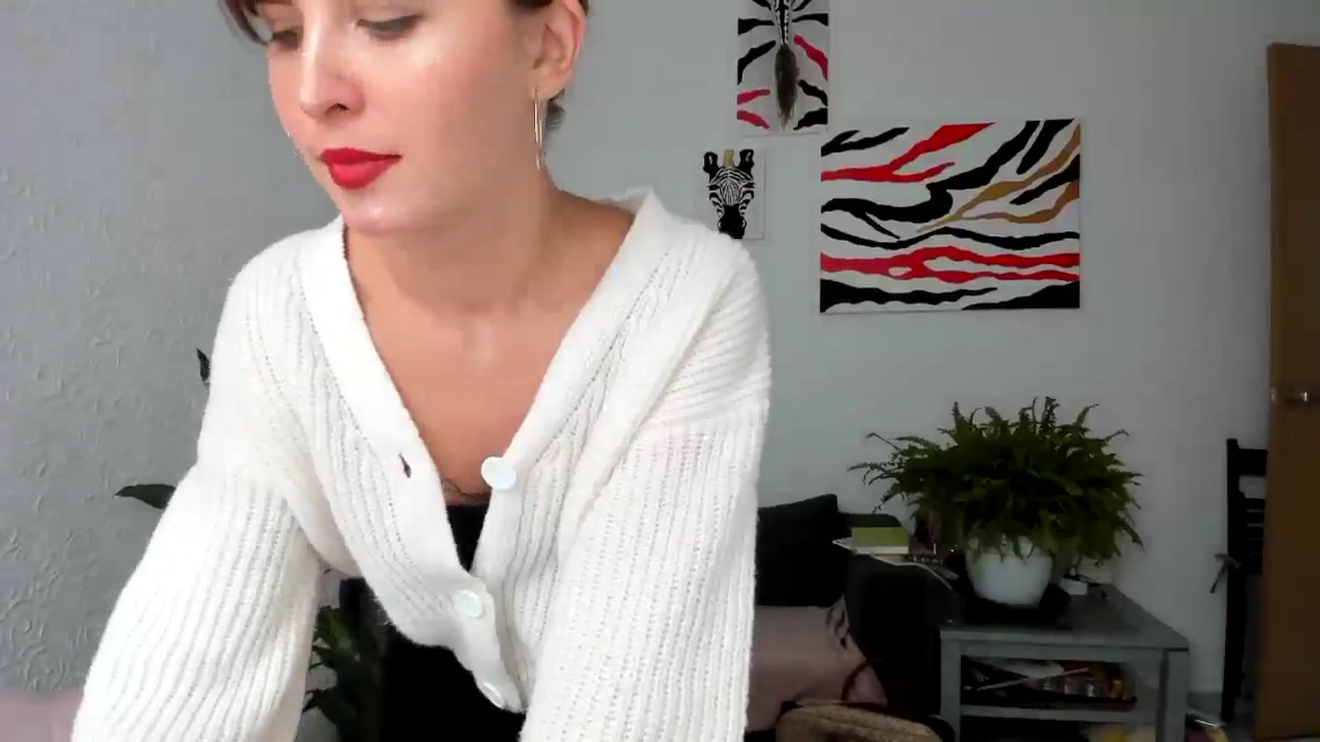 Gallery image thumbnail from AhahaGirl's myfreecams stream on, 08/07/2025, 13:41 image 4 of 20