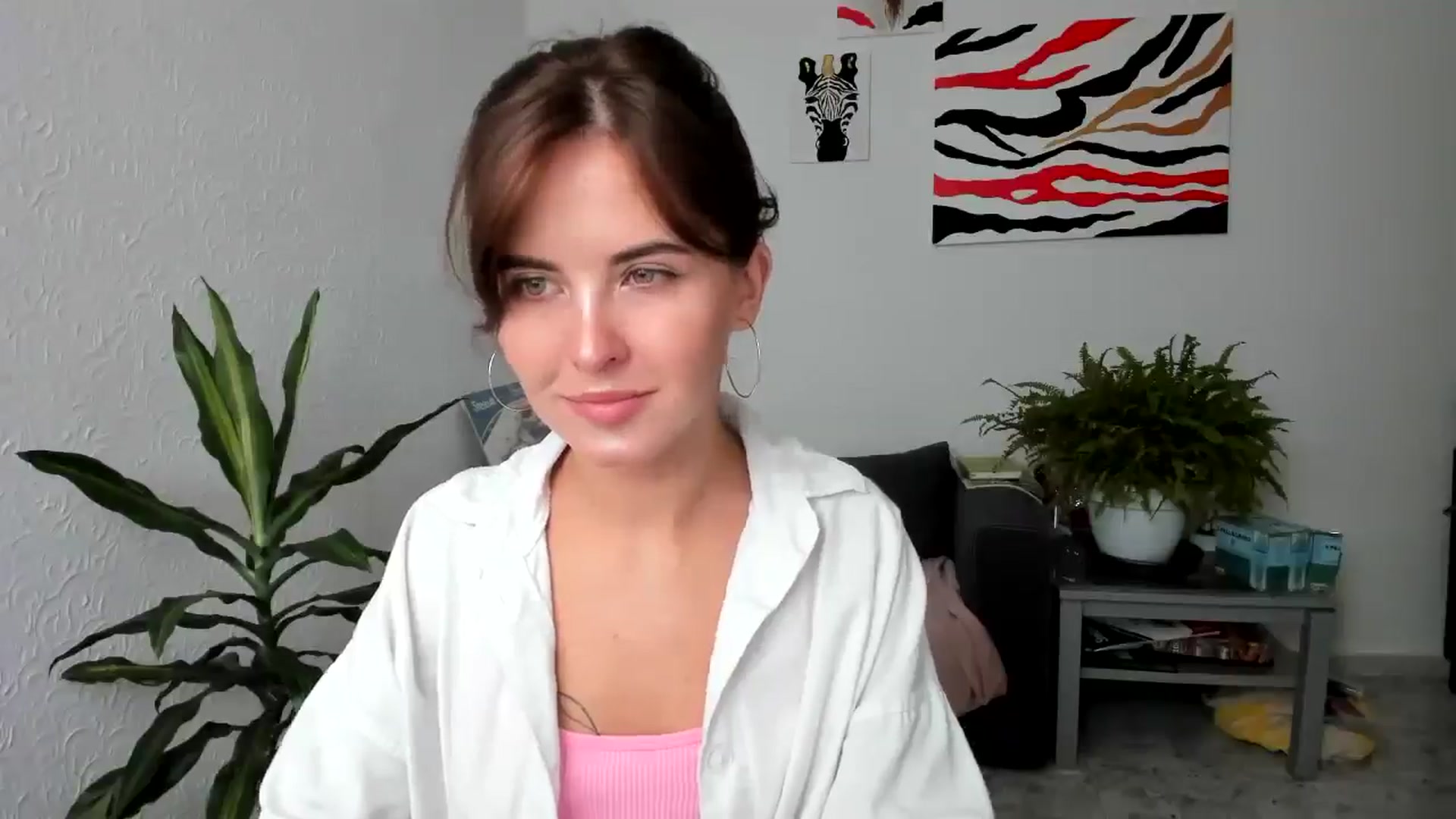 Gallery image thumbnail from AhahaGirl's myfreecams stream on, 08/08/2025, 13:03 image 12 of 20