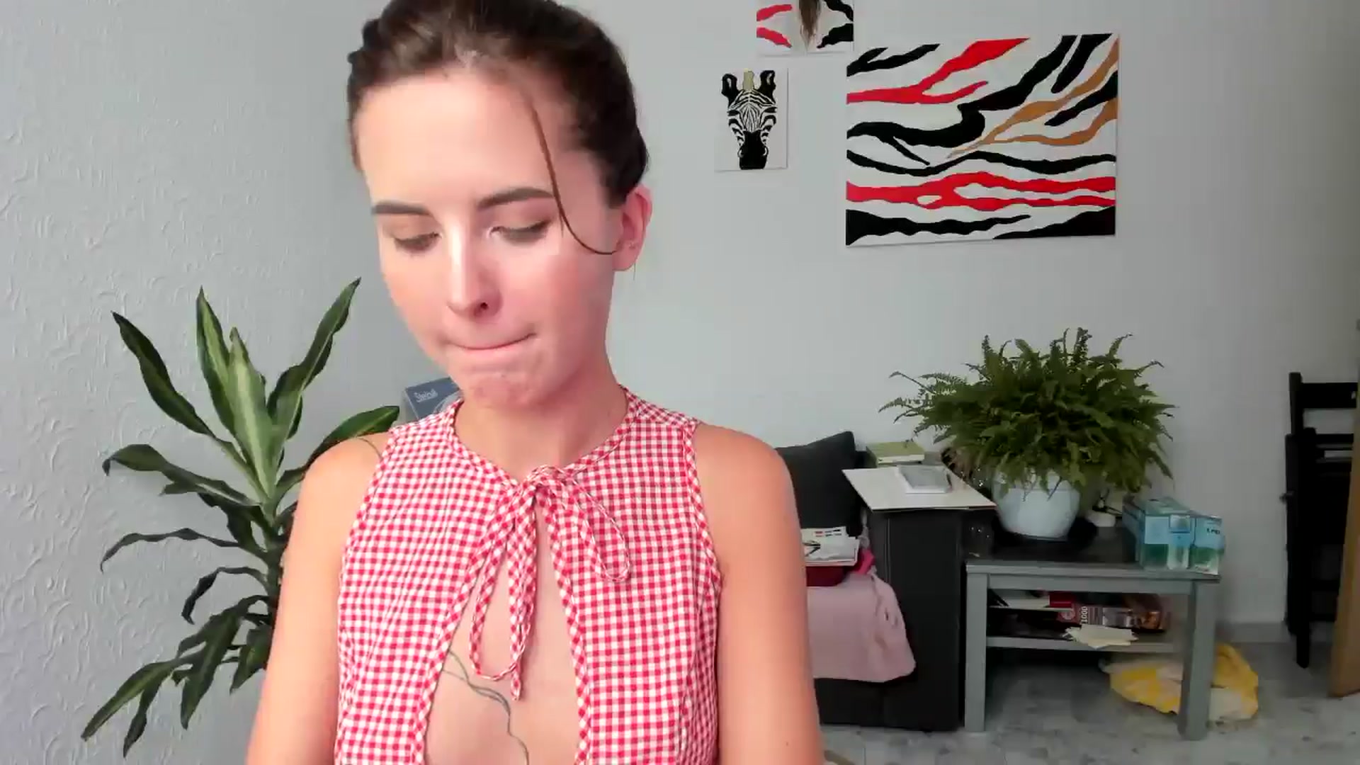 Gallery image thumbnail from AhahaGirl's myfreecams stream on, 08/09/2025, 13:36 image 20 of 20