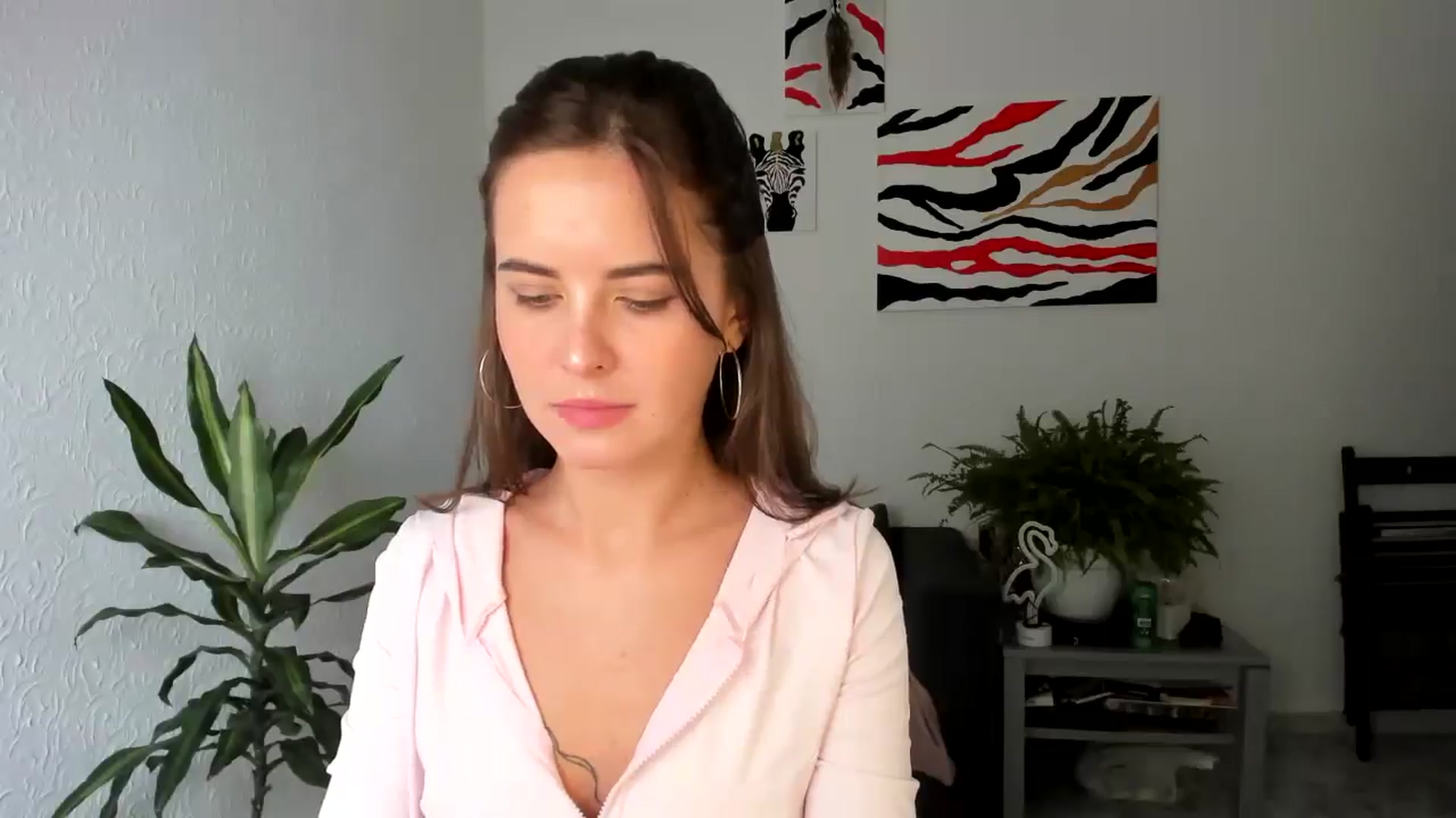 Gallery image thumbnail from AhahaGirl's myfreecams stream on, 08/12/2025, 11:30 image 15 of 20