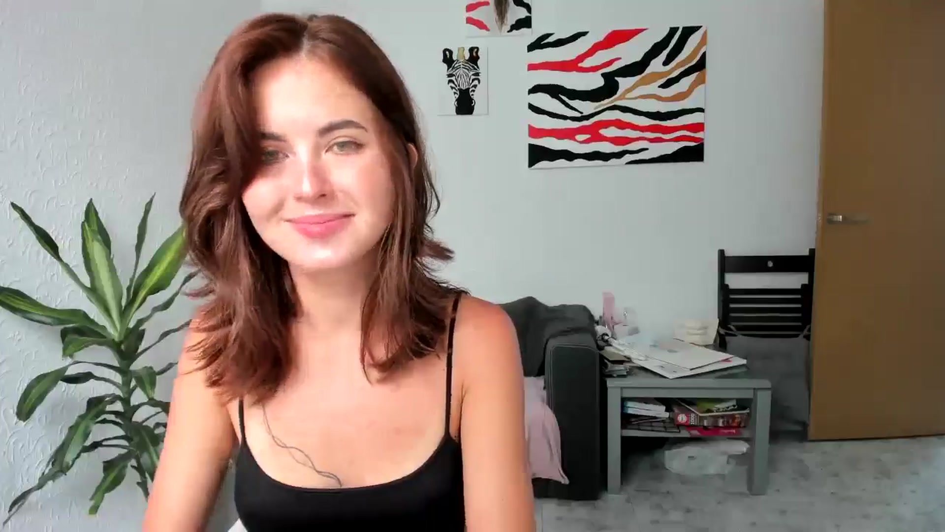 Gallery image thumbnail from AhahaGirl's myfreecams stream on, 08/21/2025, 13:08 image 11 of 20