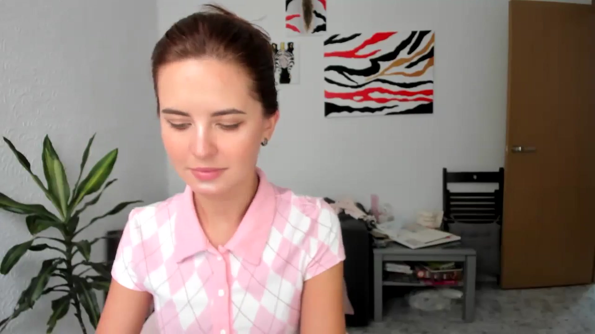 Gallery image thumbnail from AhahaGirl's myfreecams stream on, 08/22/2025, 12:50 image 15 of 20