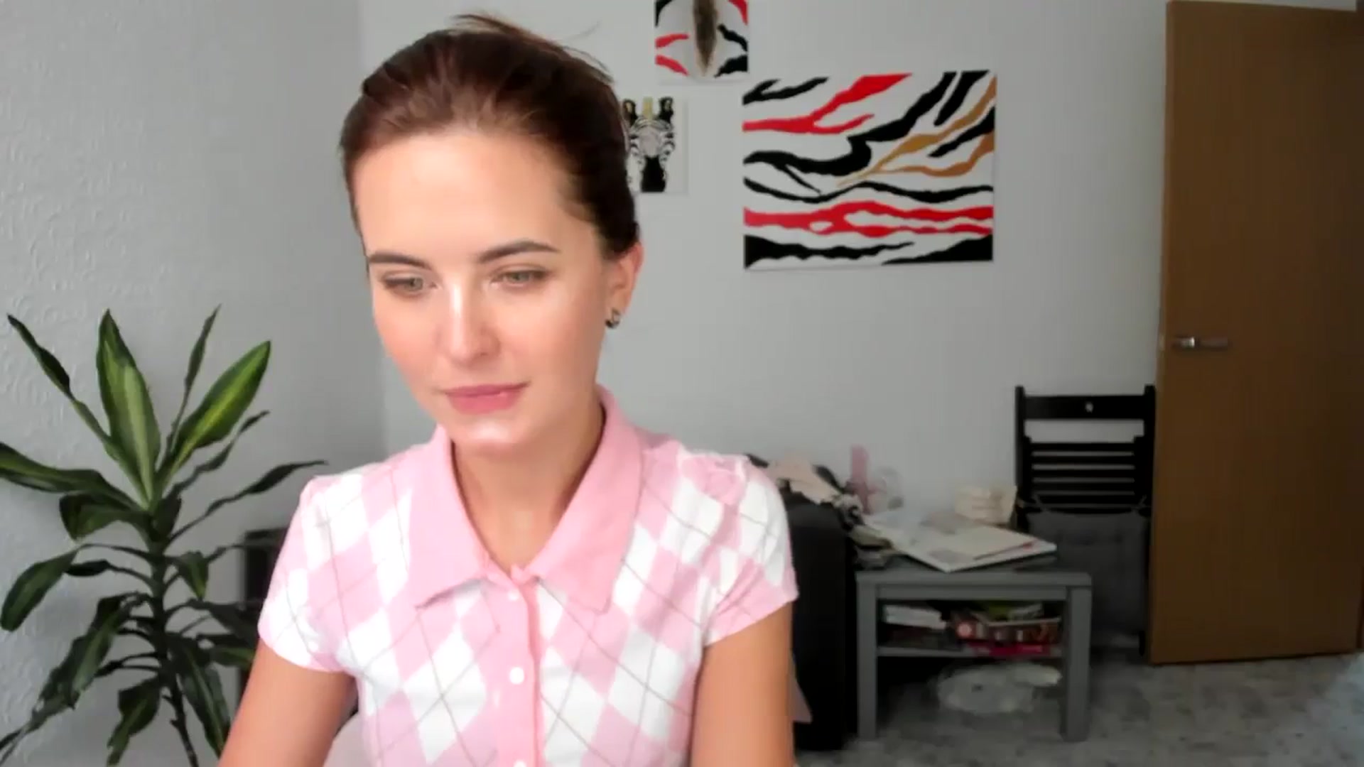 Gallery image thumbnail from AhahaGirl's myfreecams stream on, 08/22/2025, 12:50 image 16 of 20