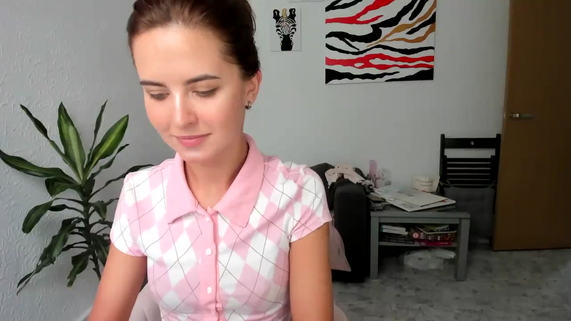 Gallery image thumbnail from AhahaGirl's myfreecams stream on, 08/22/2025, 12:50 image 8 of 20