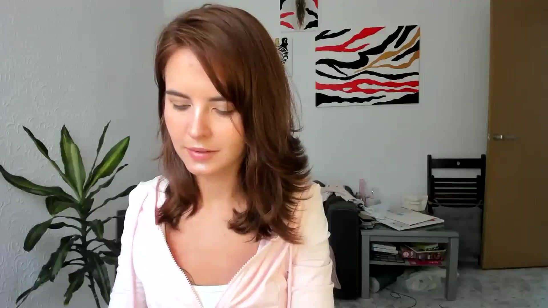 Gallery image thumbnail from AhahaGirl's myfreecams stream on, 08/23/2025, 13:12 image 4 of 20