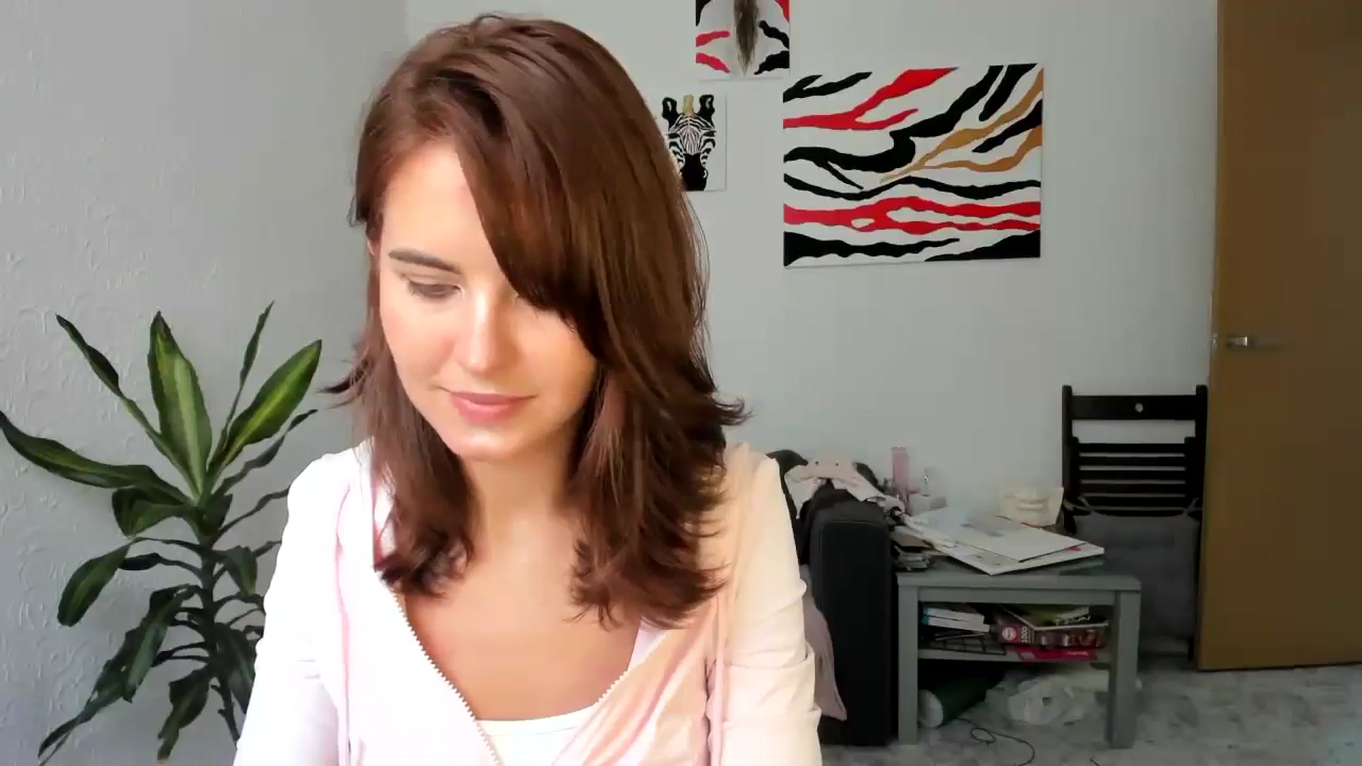 Gallery image thumbnail from AhahaGirl's myfreecams stream on, 08/23/2025, 13:12 image 9 of 20