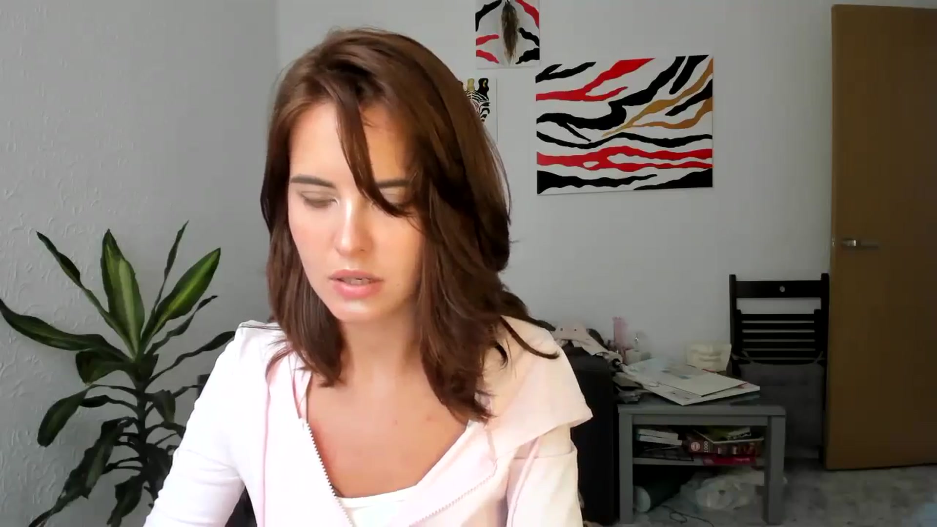 Gallery image thumbnail from AhahaGirl's myfreecams stream on, 08/23/2025, 14:29 image 12 of 20