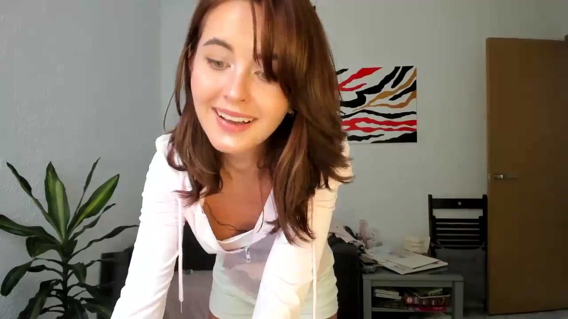 Gallery image thumbnail from AhahaGirl's myfreecams stream on, 08/23/2025, 14:29 image 5 of 20