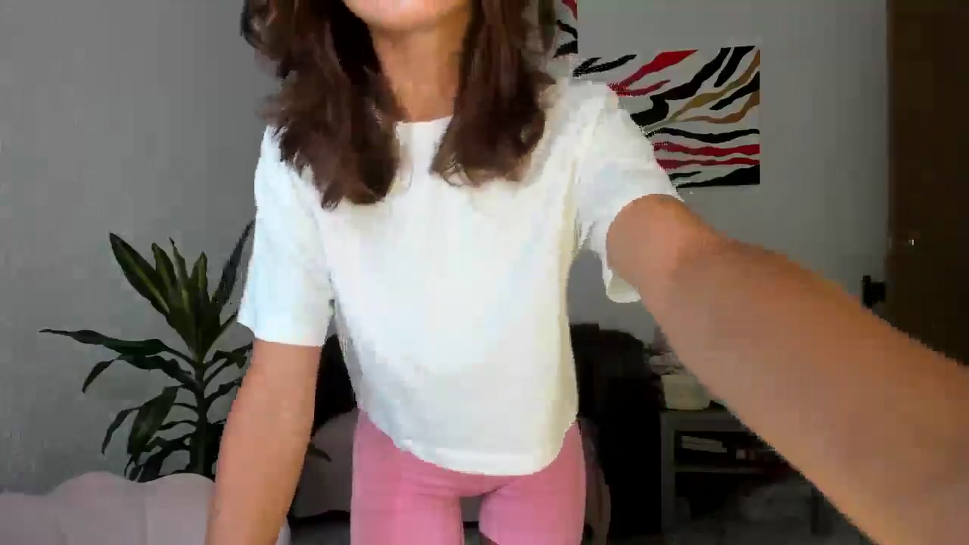 Gallery image thumbnail from AhahaGirl's myfreecams stream on, 08/25/2025, 13:20 image 5 of 20