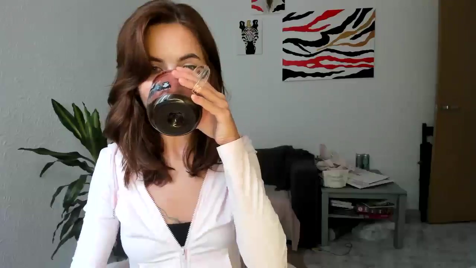 Gallery image thumbnail from AhahaGirl's myfreecams stream on, 08/26/2025, 13:21 image 14 of 20