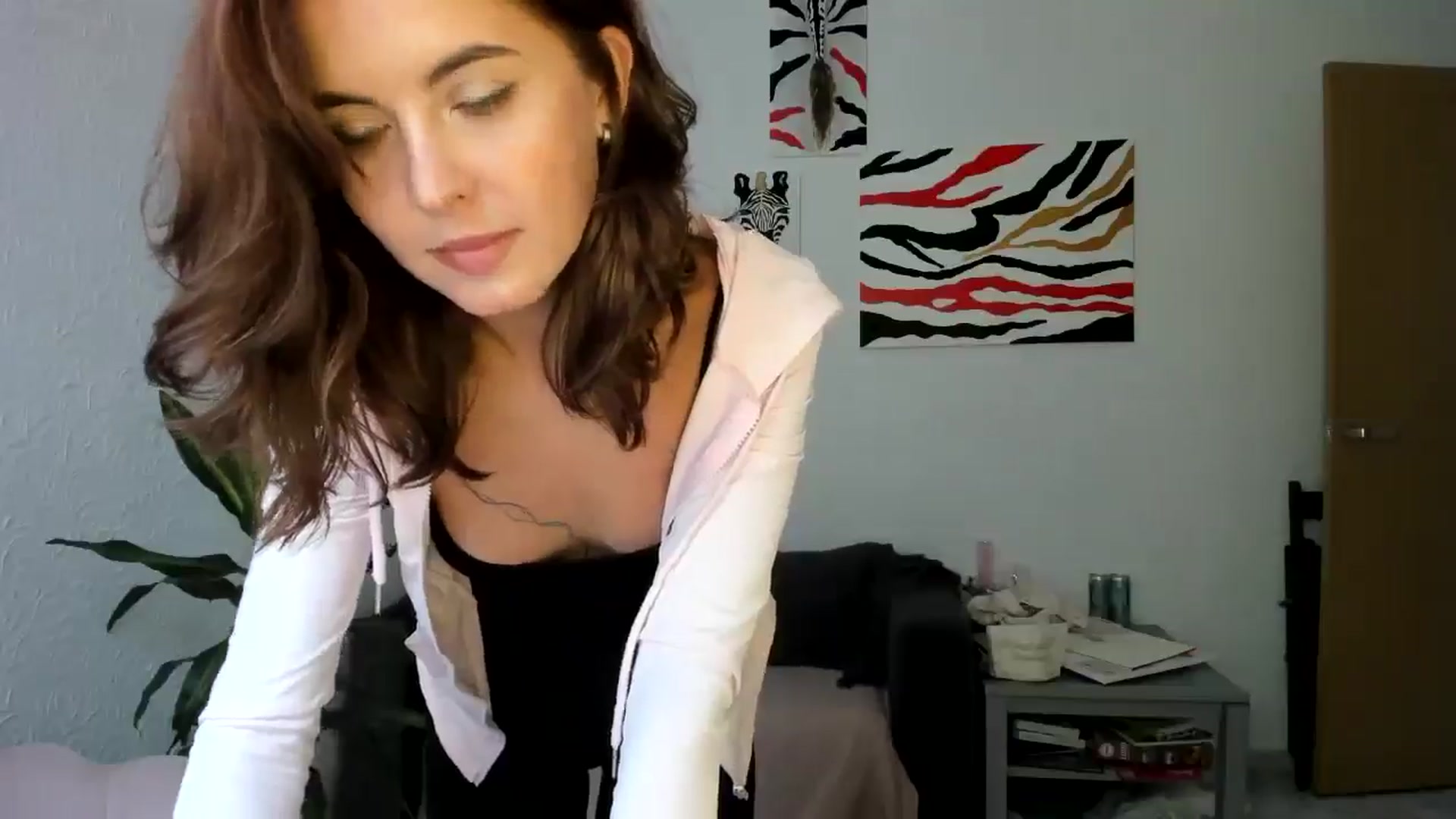 Gallery image thumbnail from AhahaGirl's myfreecams stream on, 08/26/2025, 14:12 image 9 of 20