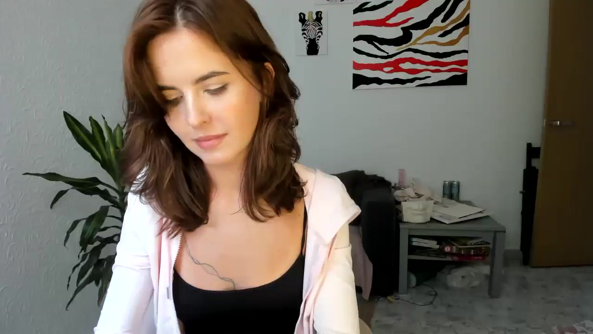 Gallery image thumbnail from AhahaGirl's myfreecams stream on, 08/26/2025, 14:12 image 17 of 20