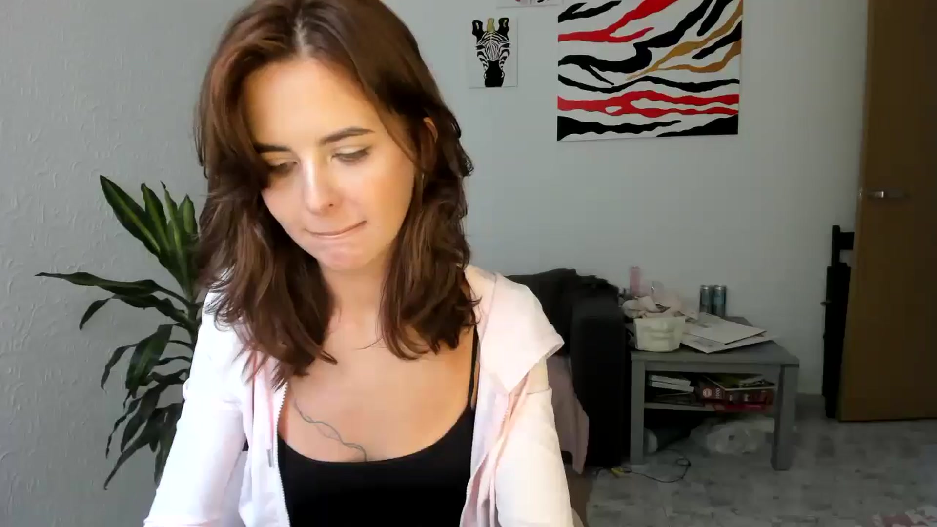 Gallery image thumbnail from AhahaGirl's myfreecams stream on, 08/26/2025, 14:12 image 19 of 20