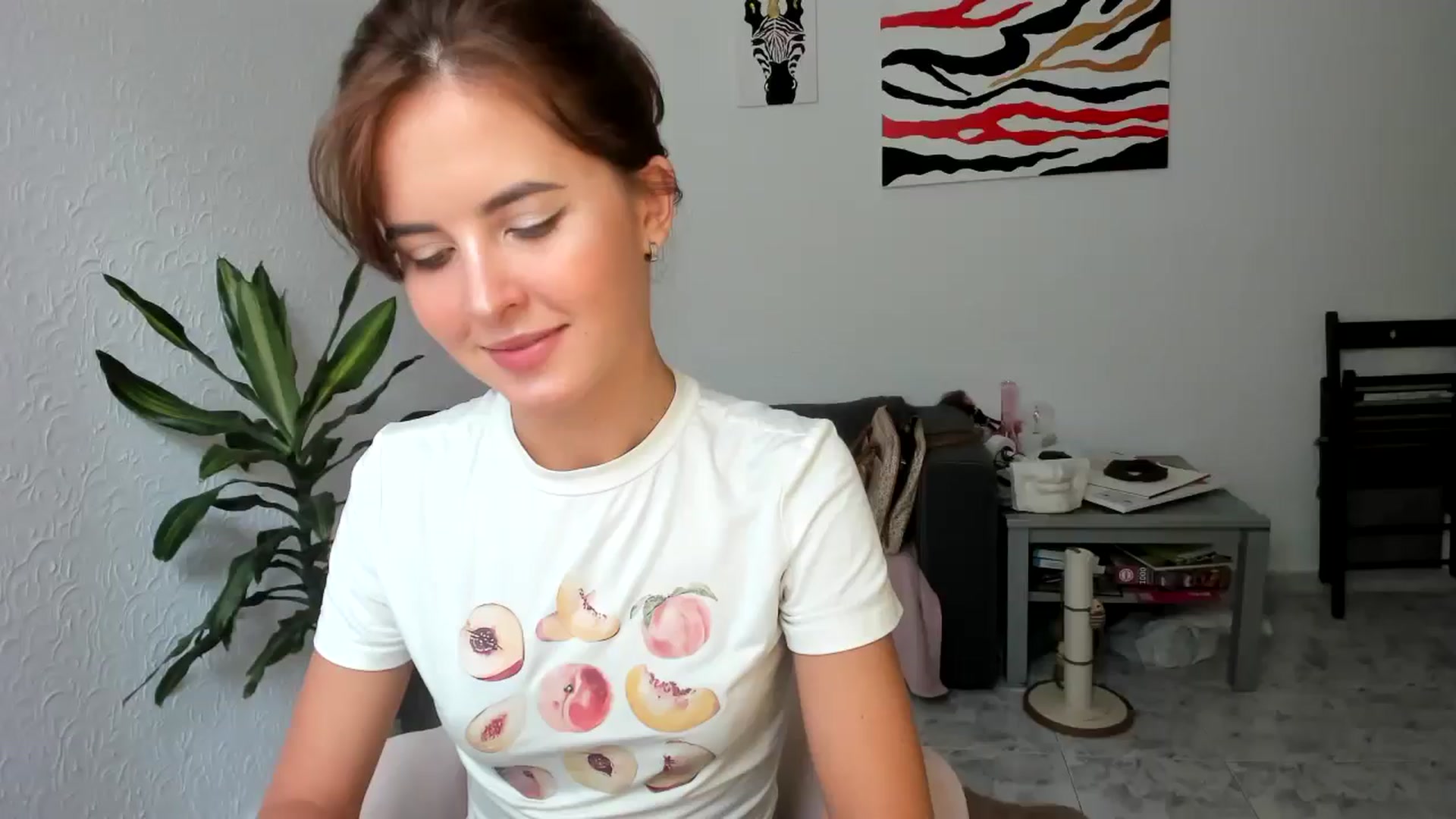 Gallery image thumbnail from AhahaGirl's myfreecams stream on, 09/01/2025, 12:34 image 1 of 20