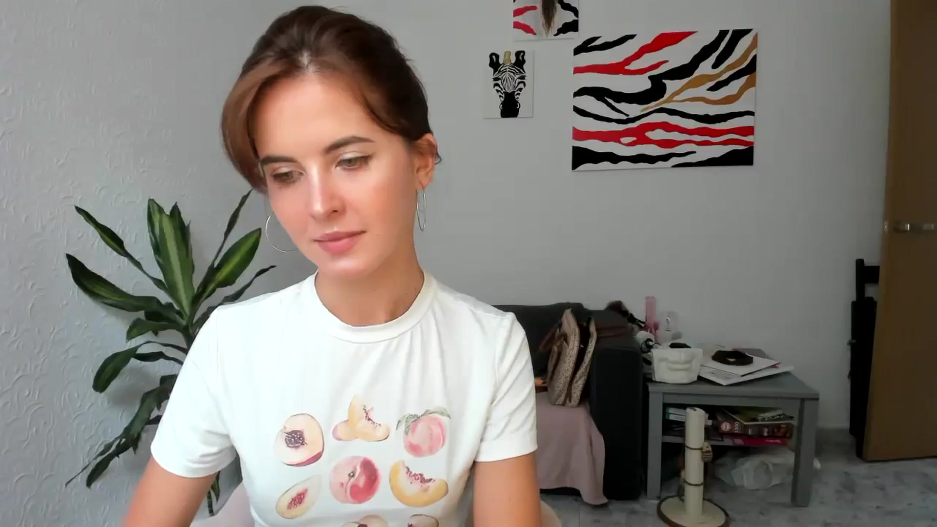 Gallery image thumbnail from AhahaGirl's myfreecams stream on, 09/01/2025, 12:34 image 18 of 20