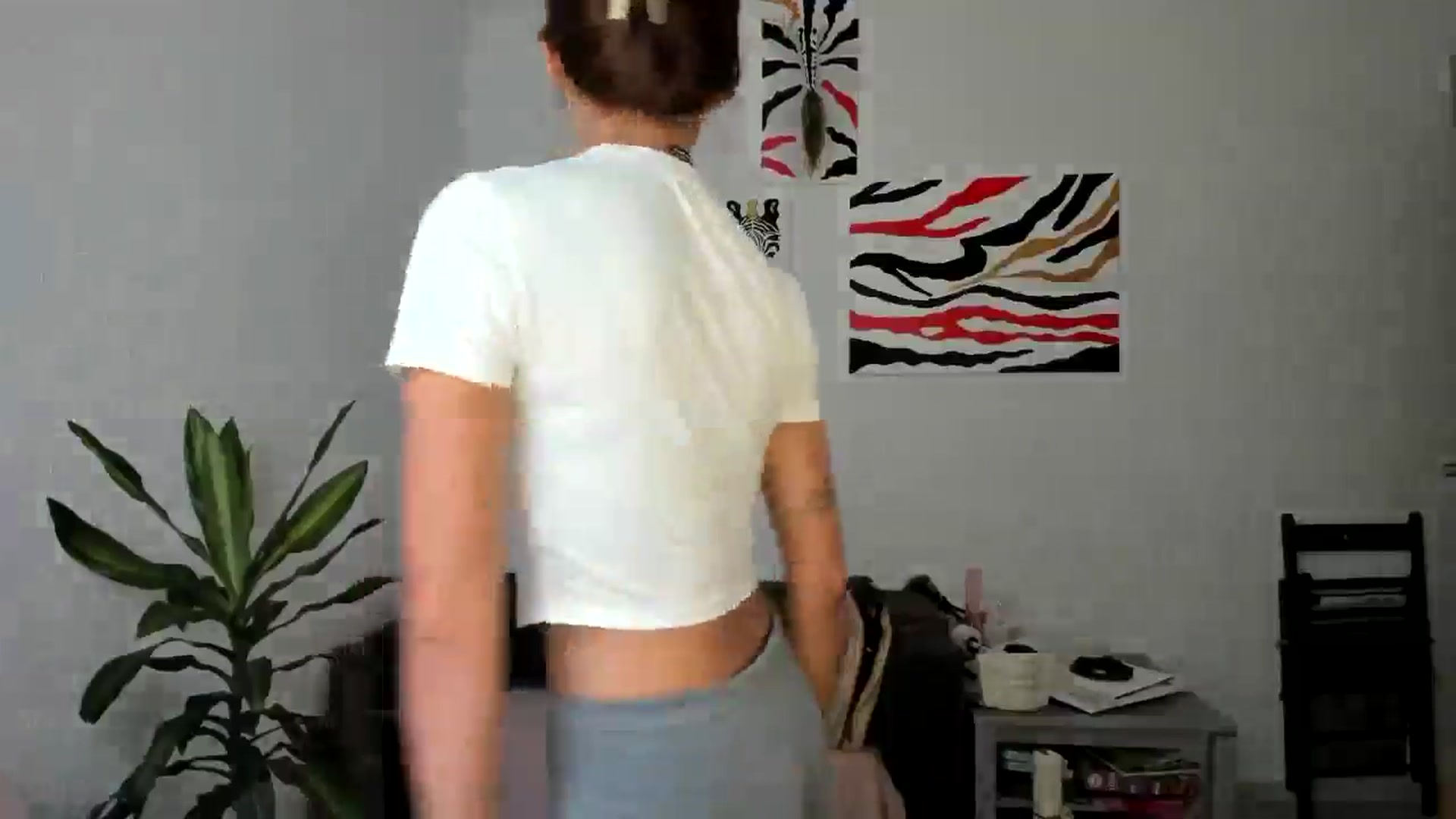 Gallery image thumbnail from AhahaGirl's myfreecams stream on, 09/01/2025, 14:15 image 17 of 20