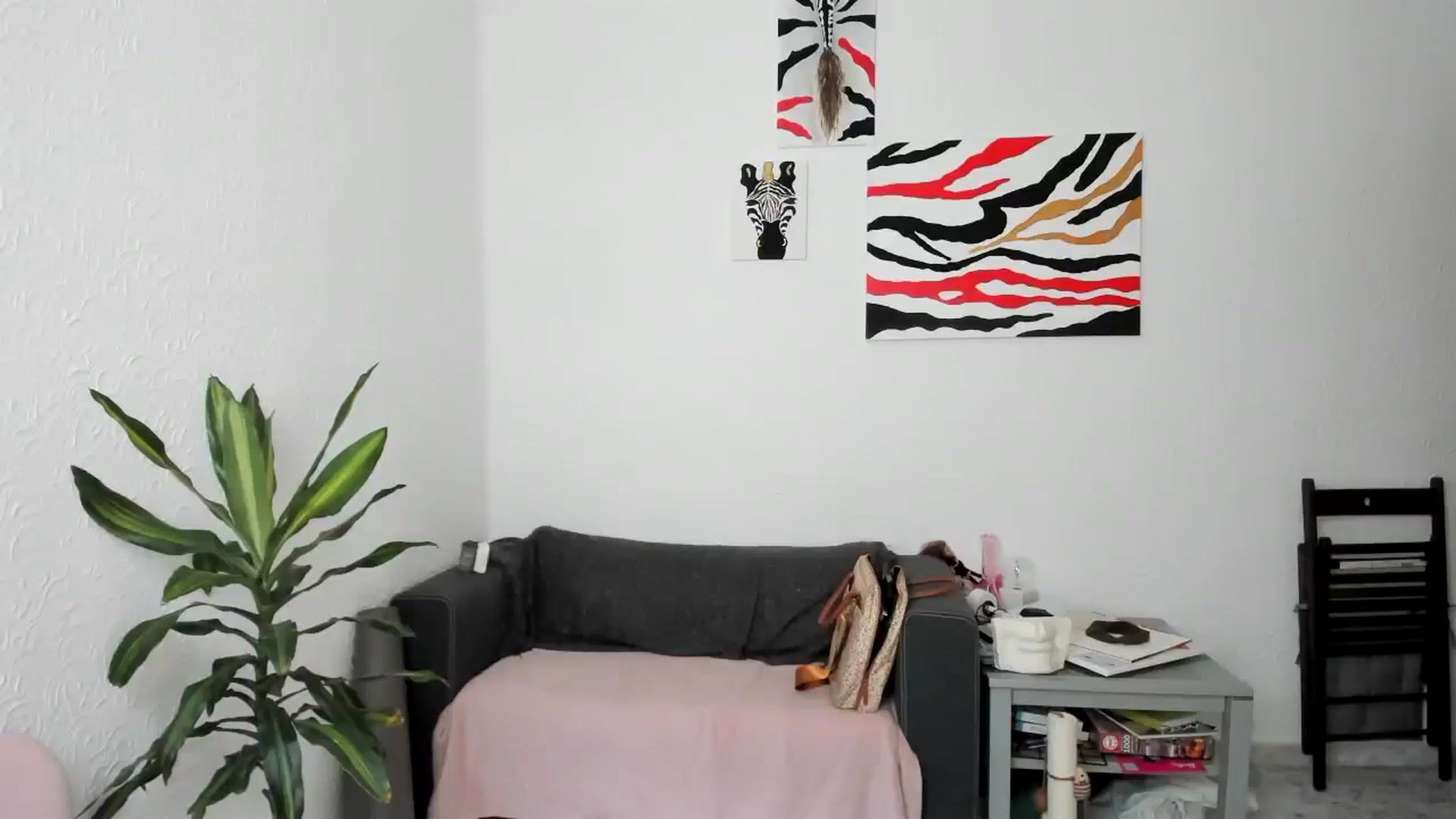 Gallery image thumbnail from AhahaGirl's myfreecams stream on, 09/01/2025, 14:15 image 16 of 20