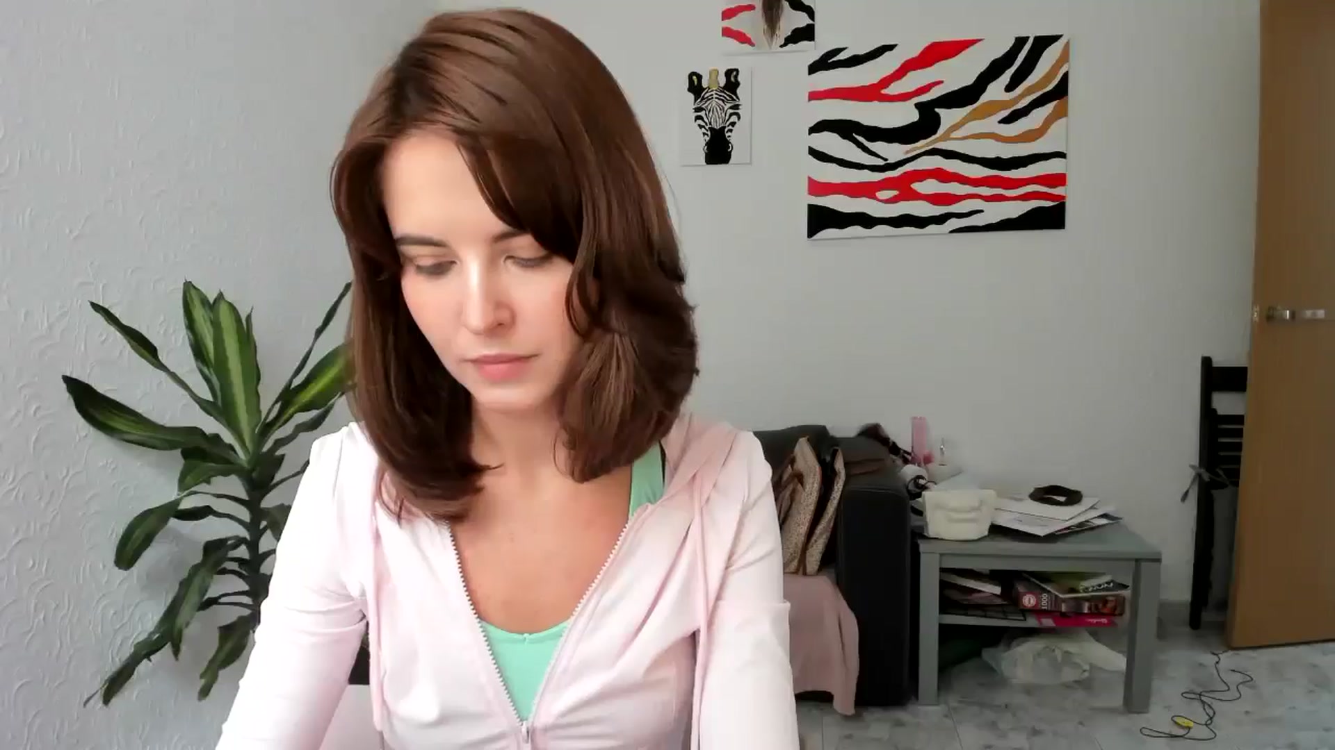 Gallery image thumbnail from AhahaGirl's myfreecams stream on, 09/04/2025, 13:02 image 13 of 20