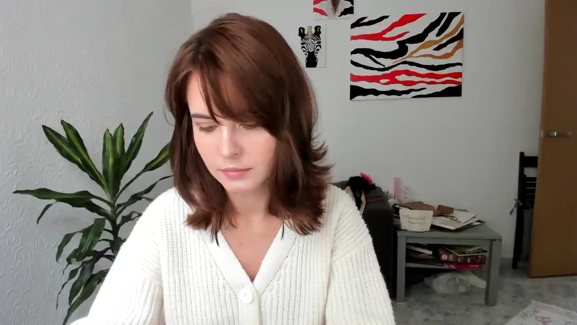 Gallery image thumbnail from AhahaGirl's myfreecams stream on, 09/05/2025, 13:09 image 2 of 20