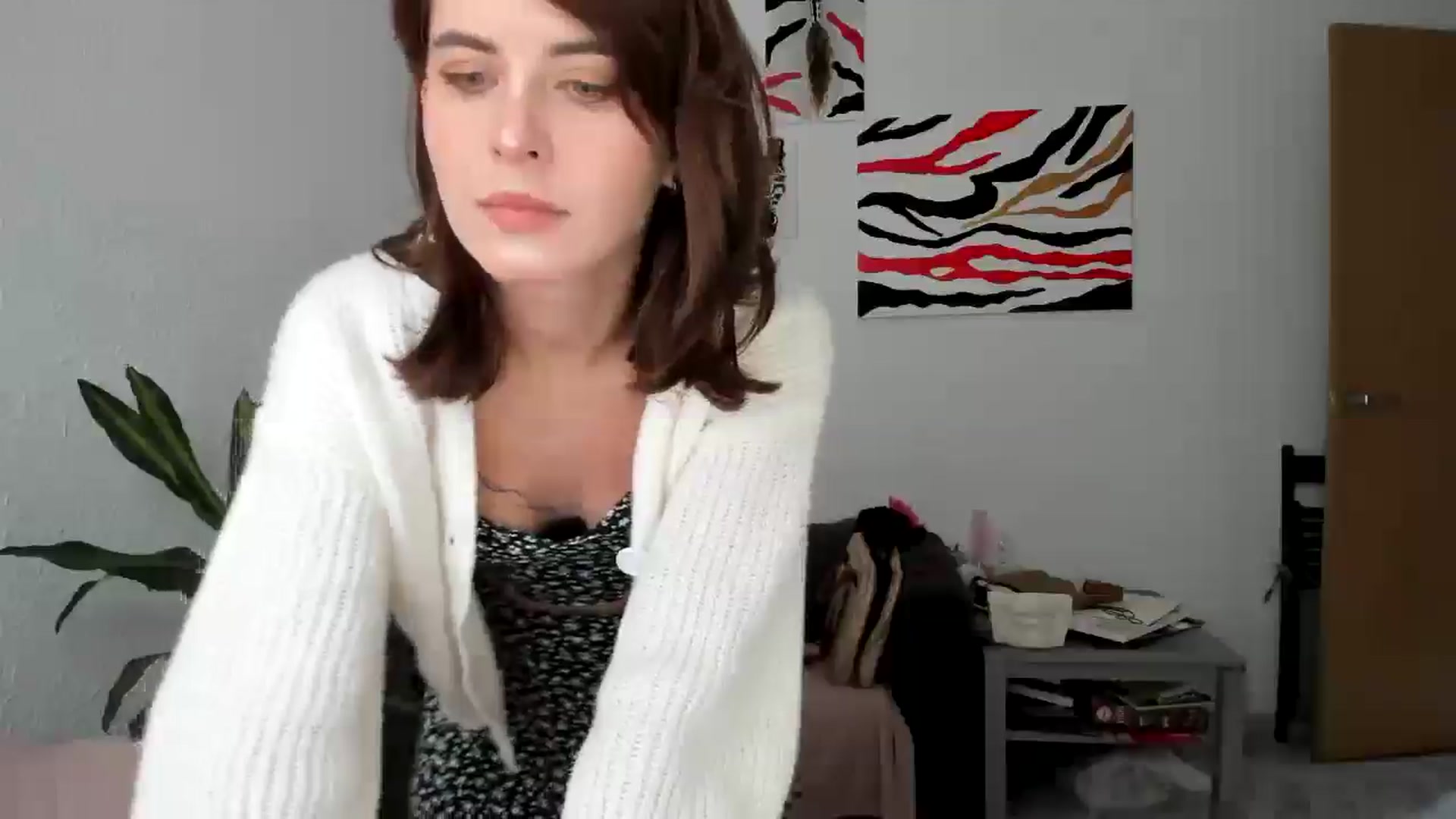Gallery image thumbnail from AhahaGirl's myfreecams stream on, 09/05/2025, 14:20 image 20 of 20