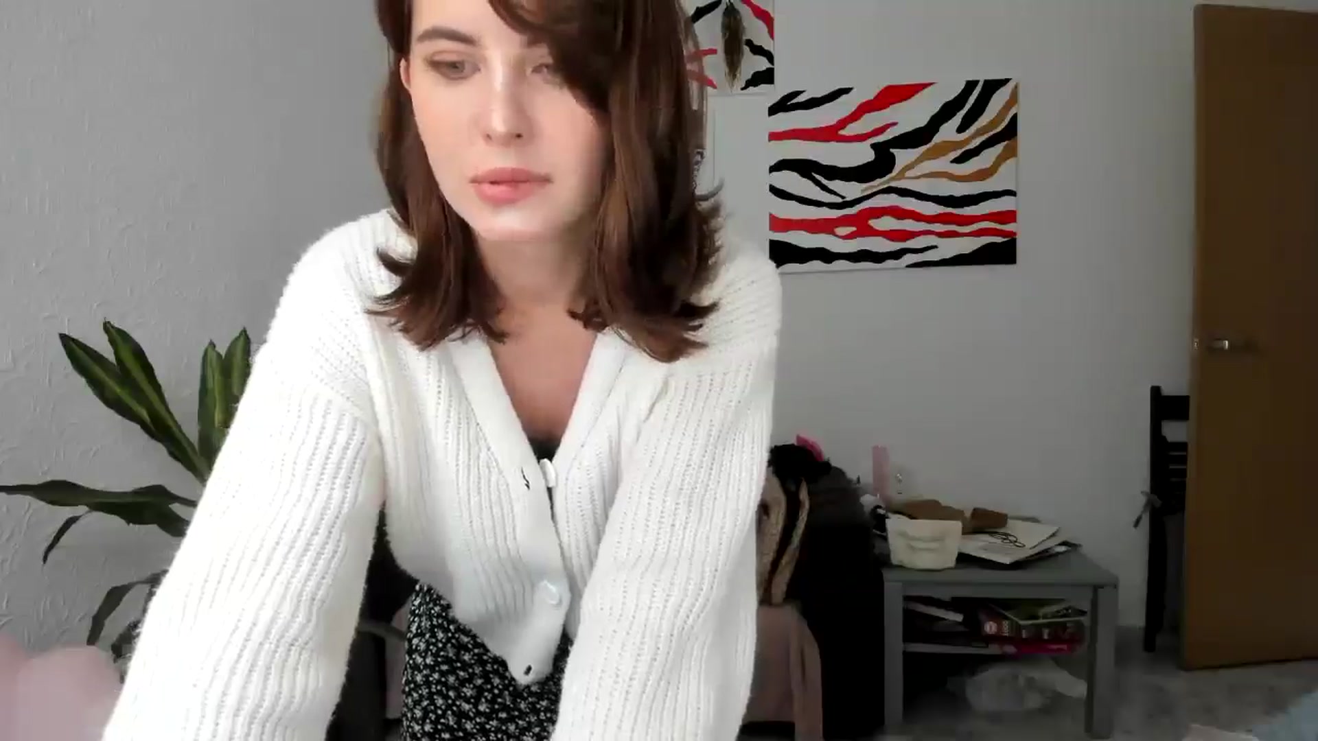 Gallery image thumbnail from AhahaGirl's myfreecams stream on, 09/05/2025, 14:20 image 3 of 20