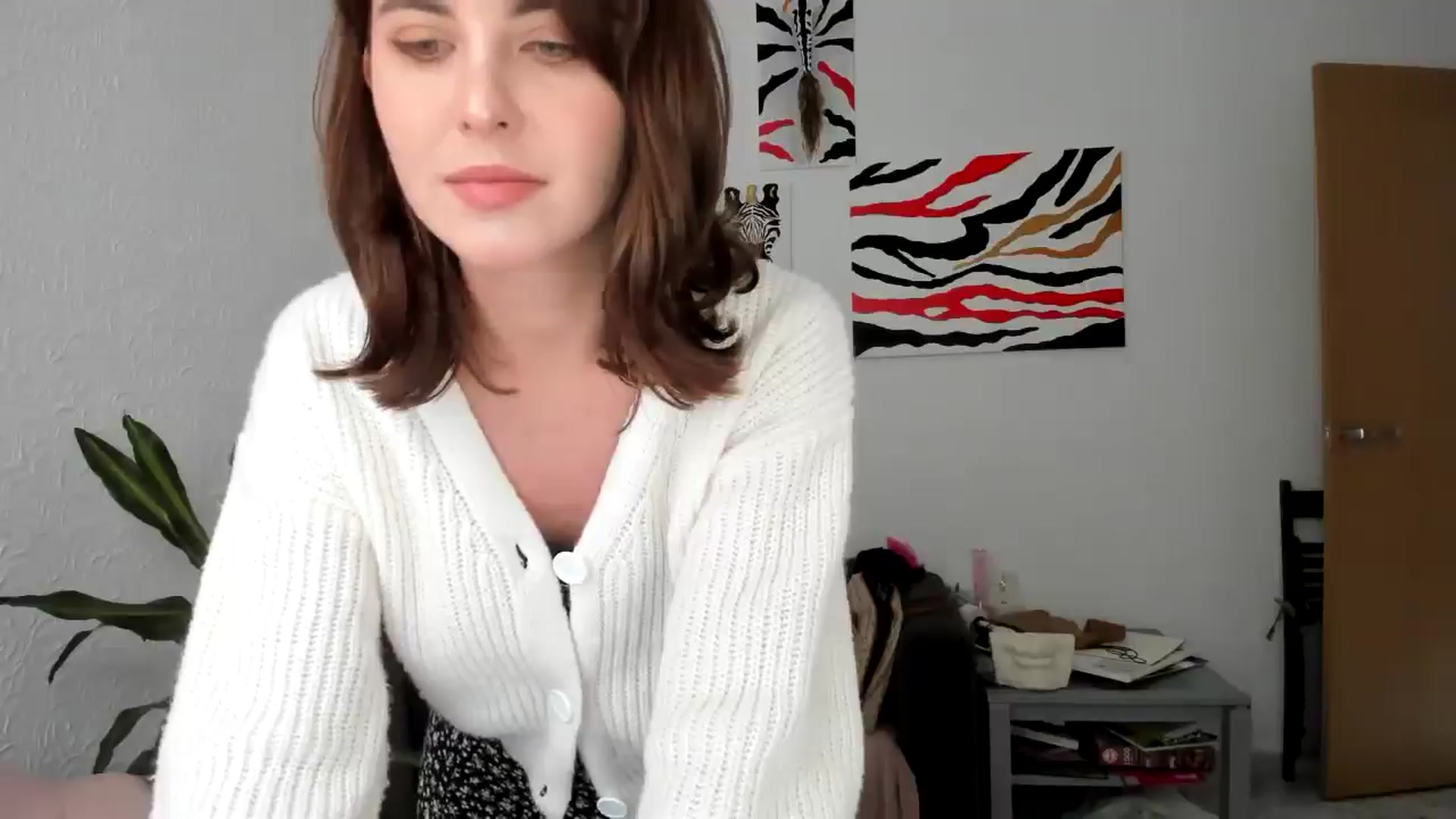 Gallery image thumbnail from AhahaGirl's myfreecams stream on, 09/05/2025, 15:20 image 6 of 20