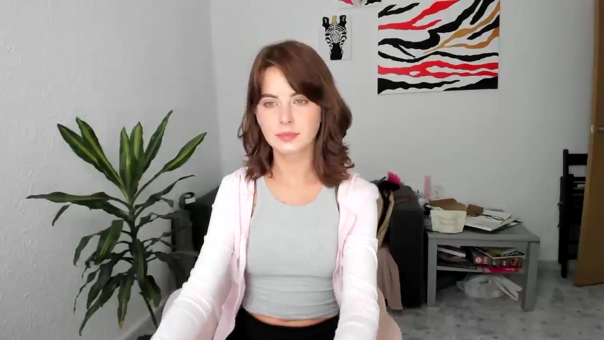 Gallery image thumbnail from AhahaGirl's myfreecams stream on, 09/06/2025, 12:52 image 11 of 20