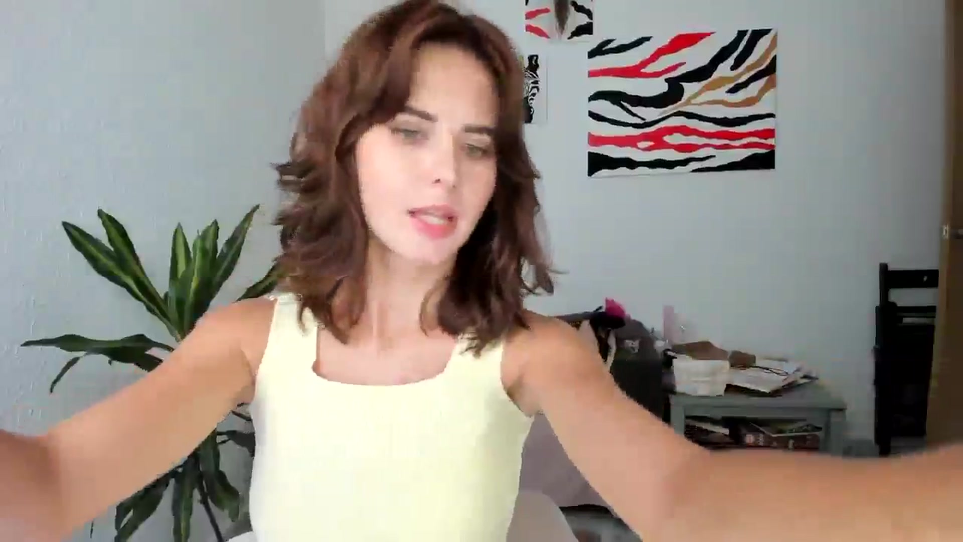 Gallery image thumbnail from AhahaGirl's myfreecams stream on, 09/08/2025, 14:28 image 12 of 20