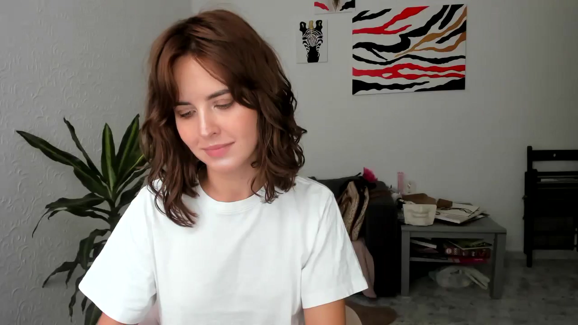 Gallery image thumbnail from AhahaGirl's myfreecams stream on, 09/10/2025, 14:42 image 12 of 20