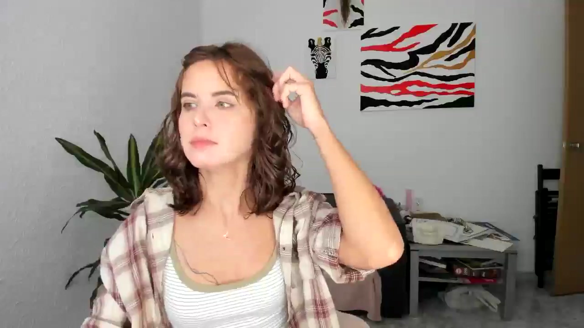 Gallery image thumbnail from AhahaGirl's myfreecams stream on, 09/12/2025, 13:28 image 15 of 20