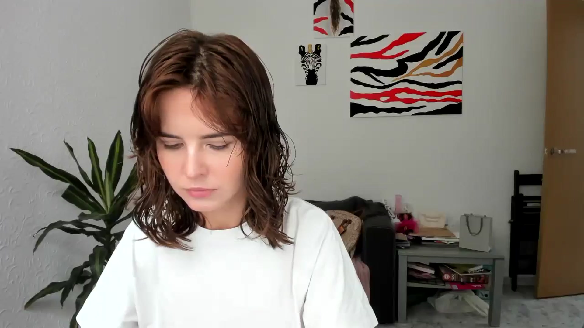 Gallery image thumbnail from AhahaGirl's myfreecams stream on, 09/17/2025, 13:06 image 2 of 20