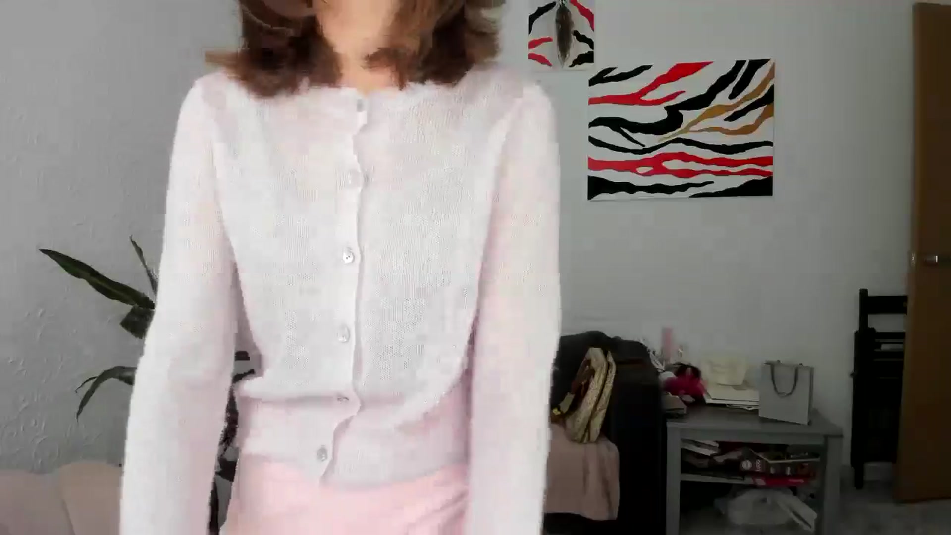 Gallery image thumbnail from AhahaGirl's myfreecams stream on, 09/19/2025, 14:45 image 8 of 20