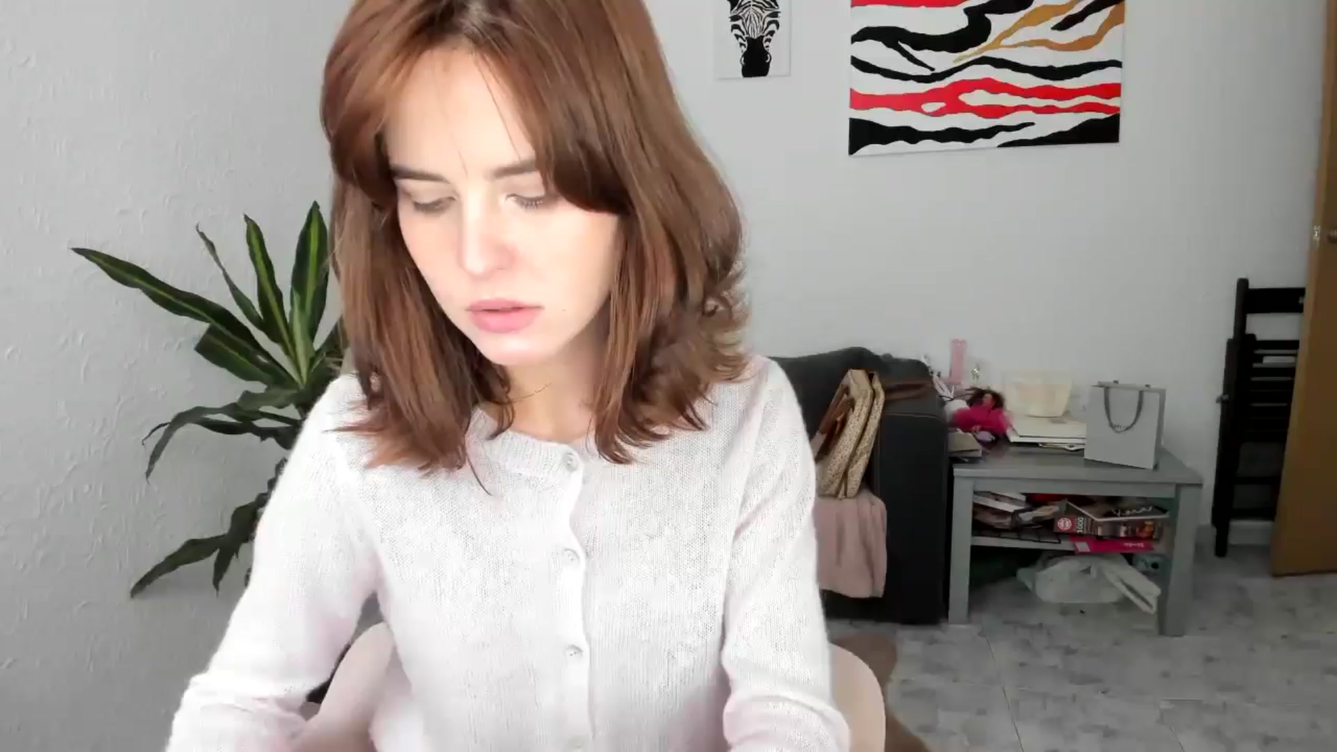 Gallery image thumbnail from AhahaGirl's myfreecams stream on, 09/19/2025, 14:45 image 10 of 20
