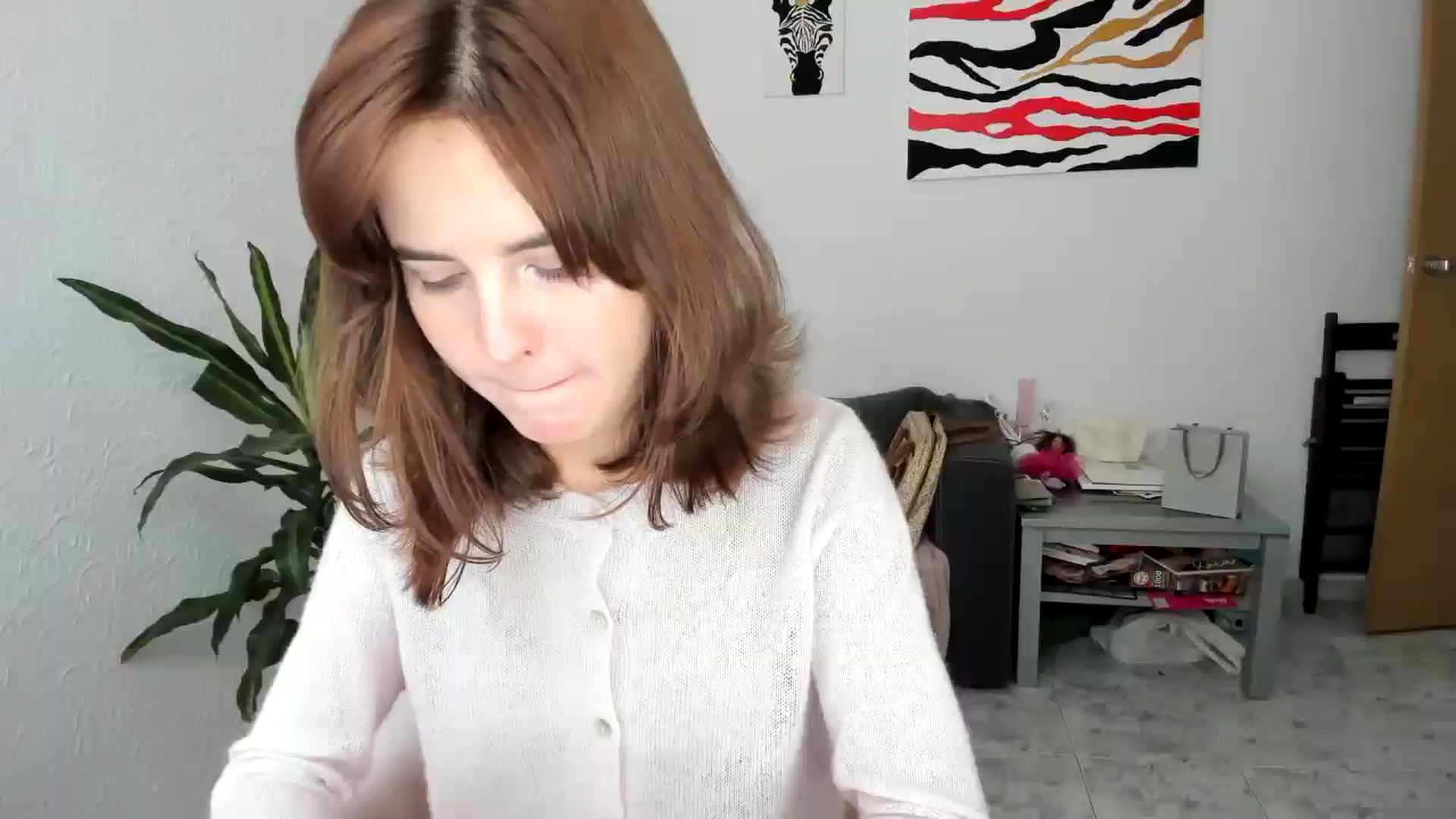 Gallery image thumbnail from AhahaGirl's myfreecams stream on, 09/19/2025, 14:45 image 1 of 20