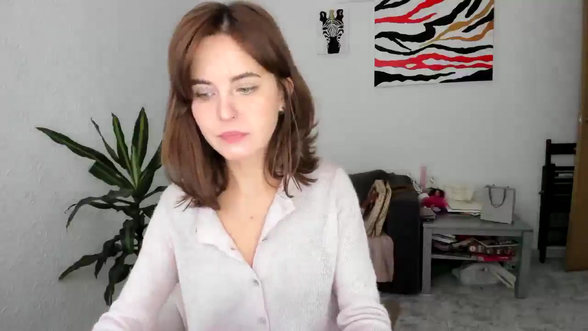 Gallery image thumbnail from AhahaGirl's myfreecams stream on, 09/19/2025, 15:18 image 9 of 20