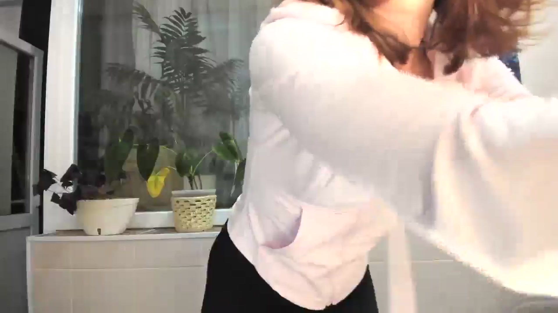 Gallery image thumbnail from AhahaGirl's myfreecams stream on, 09/29/2025, 18:44 image 5 of 20