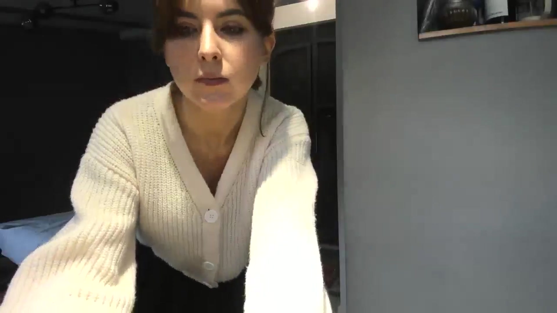 Gallery image thumbnail from AhahaGirl's myfreecams stream on, 10/04/2025, 10:45 image 2 of 20