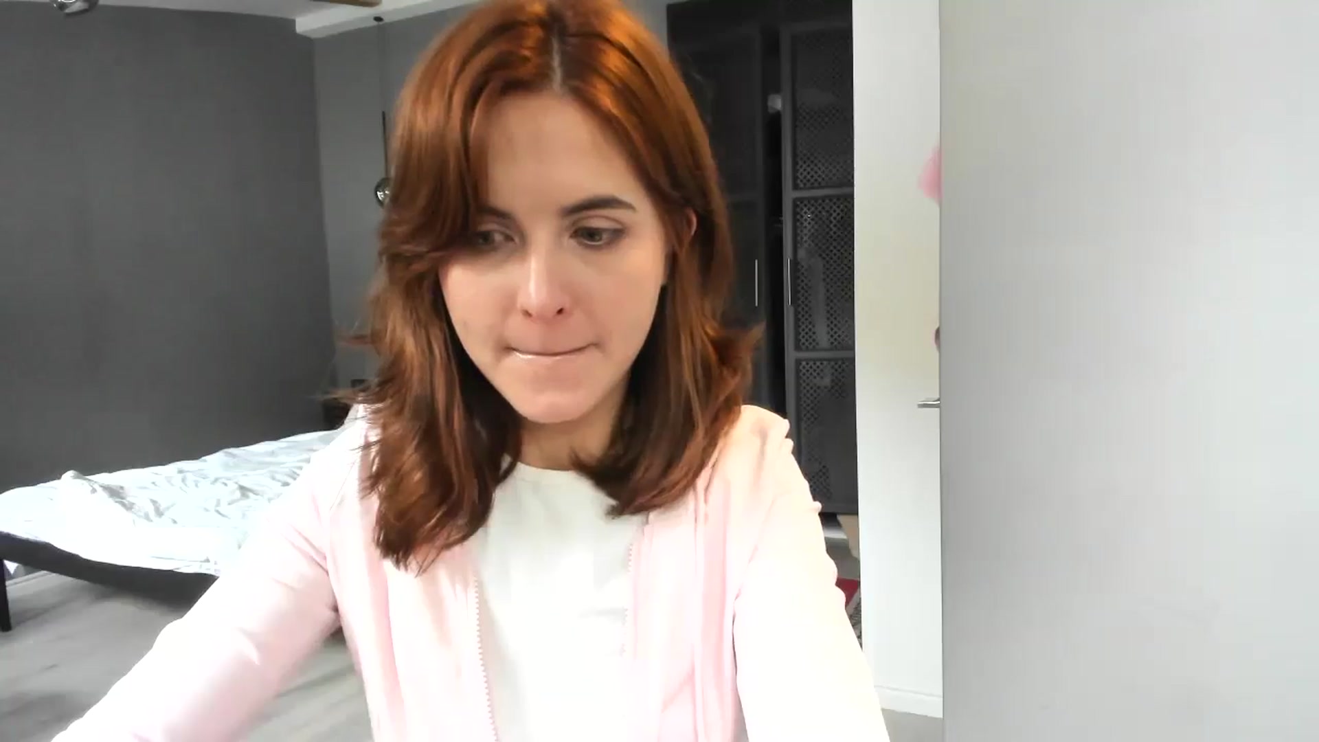Gallery image thumbnail from AhahaGirl's myfreecams stream on, 10/09/2025, 12:50 image 13 of 20
