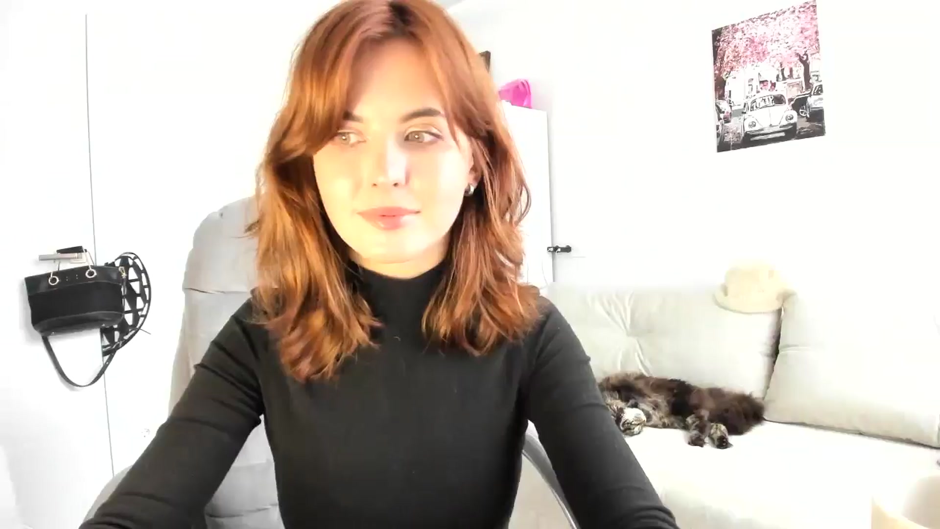 Gallery image thumbnail from AhahaGirl's myfreecams stream on, 10/13/2025, 13:56 image 16 of 20
