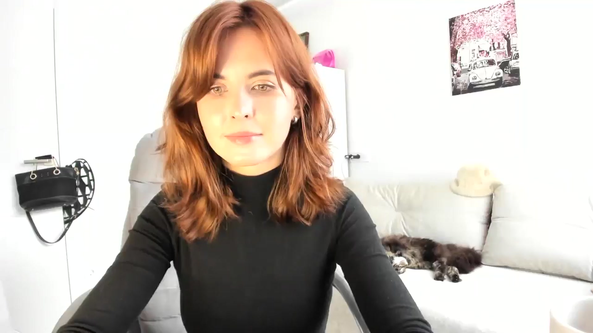 Gallery image thumbnail from AhahaGirl's myfreecams stream on, 10/13/2025, 13:56 image 15 of 20