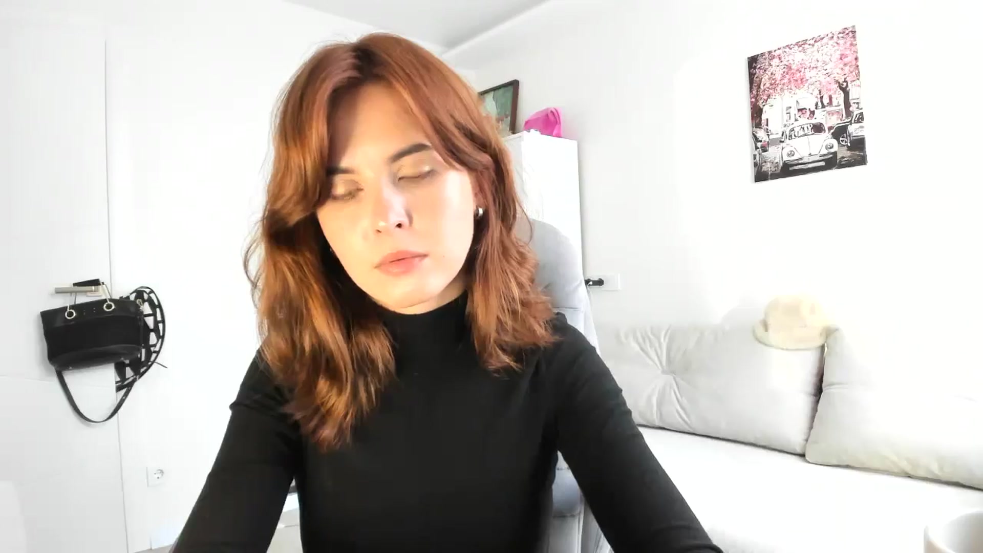 Gallery image thumbnail from AhahaGirl's myfreecams stream on, 10/13/2025, 14:14 image 20 of 20