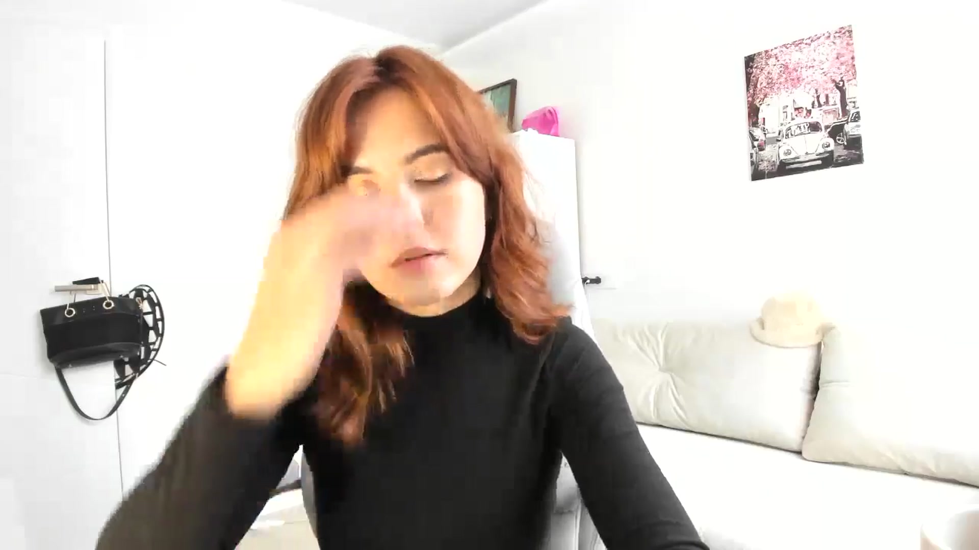 Gallery image thumbnail from AhahaGirl's myfreecams stream on, 10/13/2025, 14:14 image 17 of 20