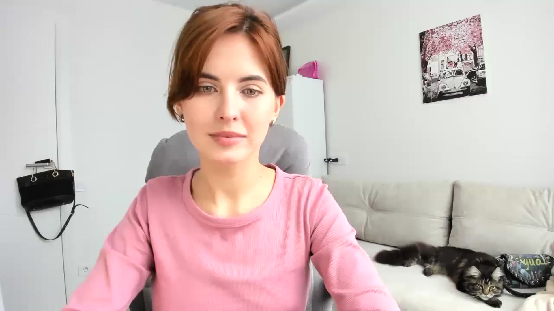 Gallery image thumbnail from AhahaGirl's myfreecams stream on, 10/15/2025, 09:37 image 20 of 20