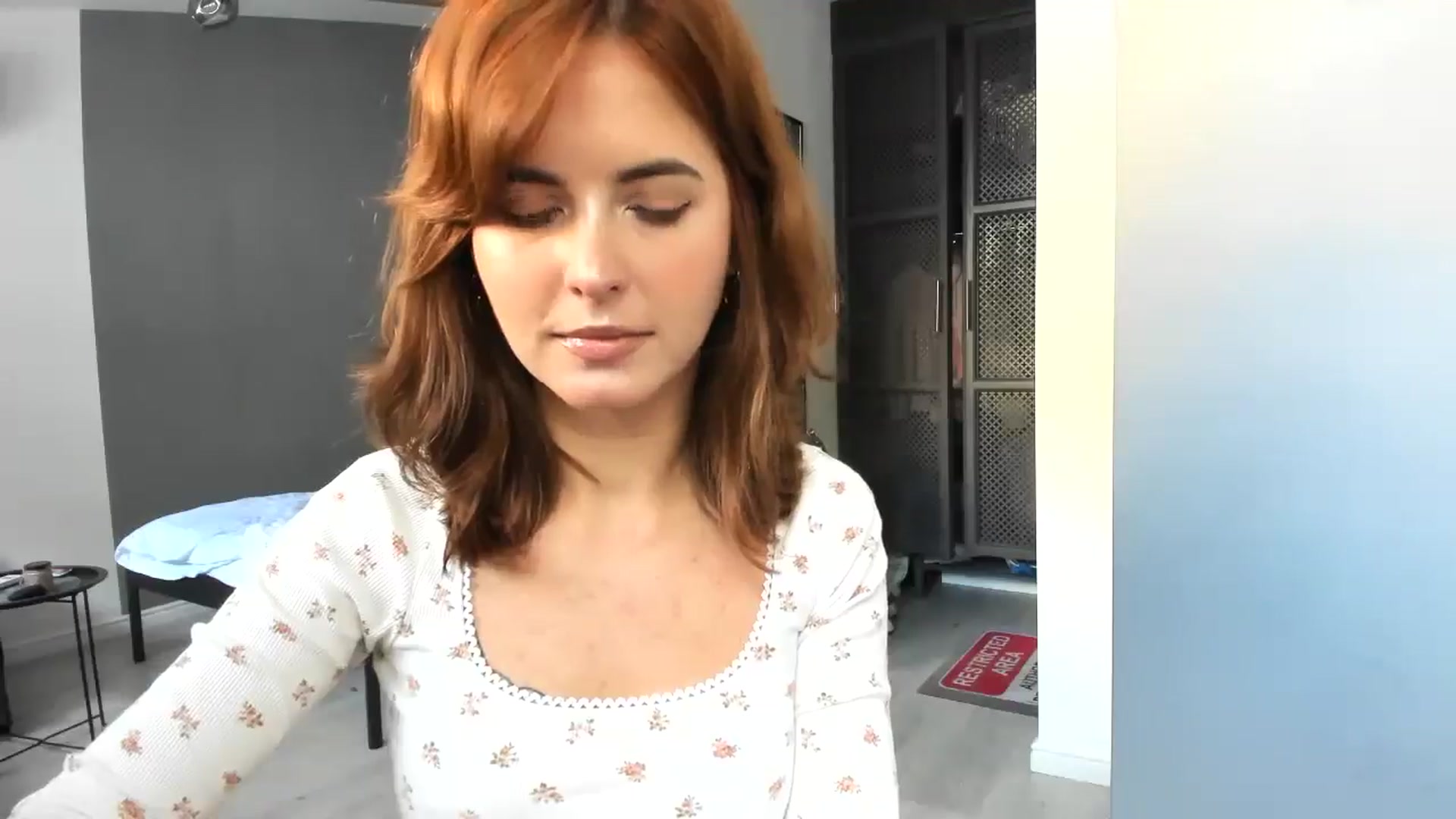 Gallery image thumbnail from AhahaGirl's myfreecams stream on, 10/16/2025, 12:24 image 2 of 20