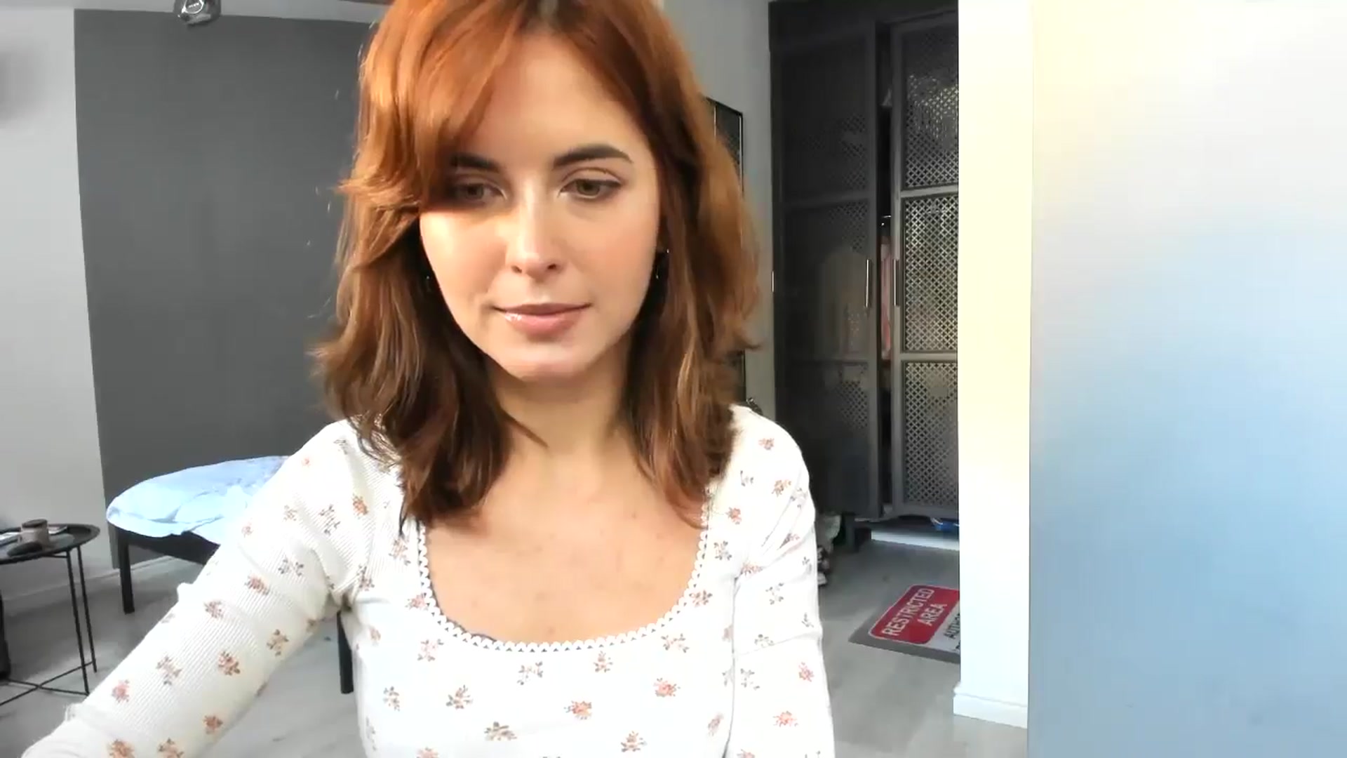 Gallery image thumbnail from AhahaGirl's myfreecams stream on, 10/16/2025, 12:24 image 3 of 20