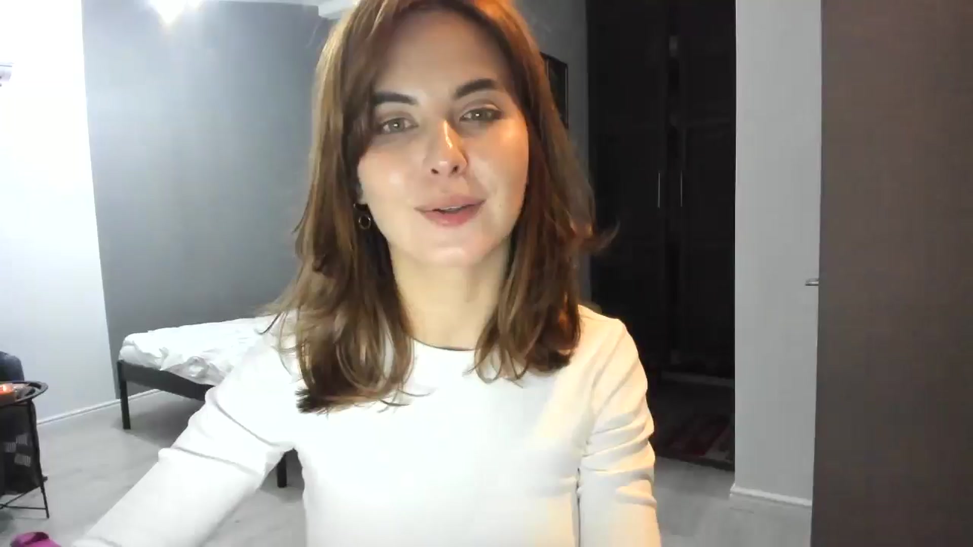 Gallery image thumbnail from AhahaGirl's myfreecams stream on, 10/22/2025, 15:33 image 10 of 20