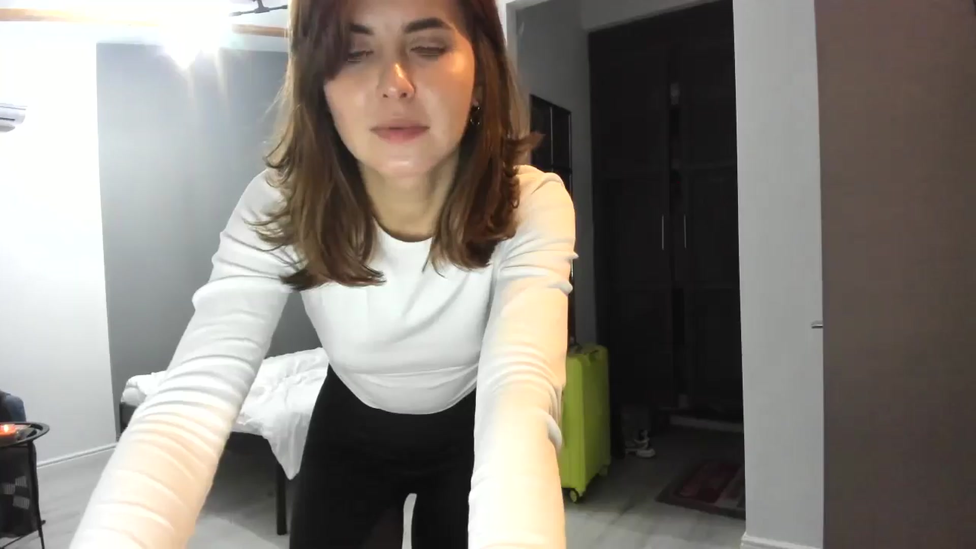 Gallery image thumbnail from AhahaGirl's myfreecams stream on, 10/22/2025, 15:33 image 4 of 20