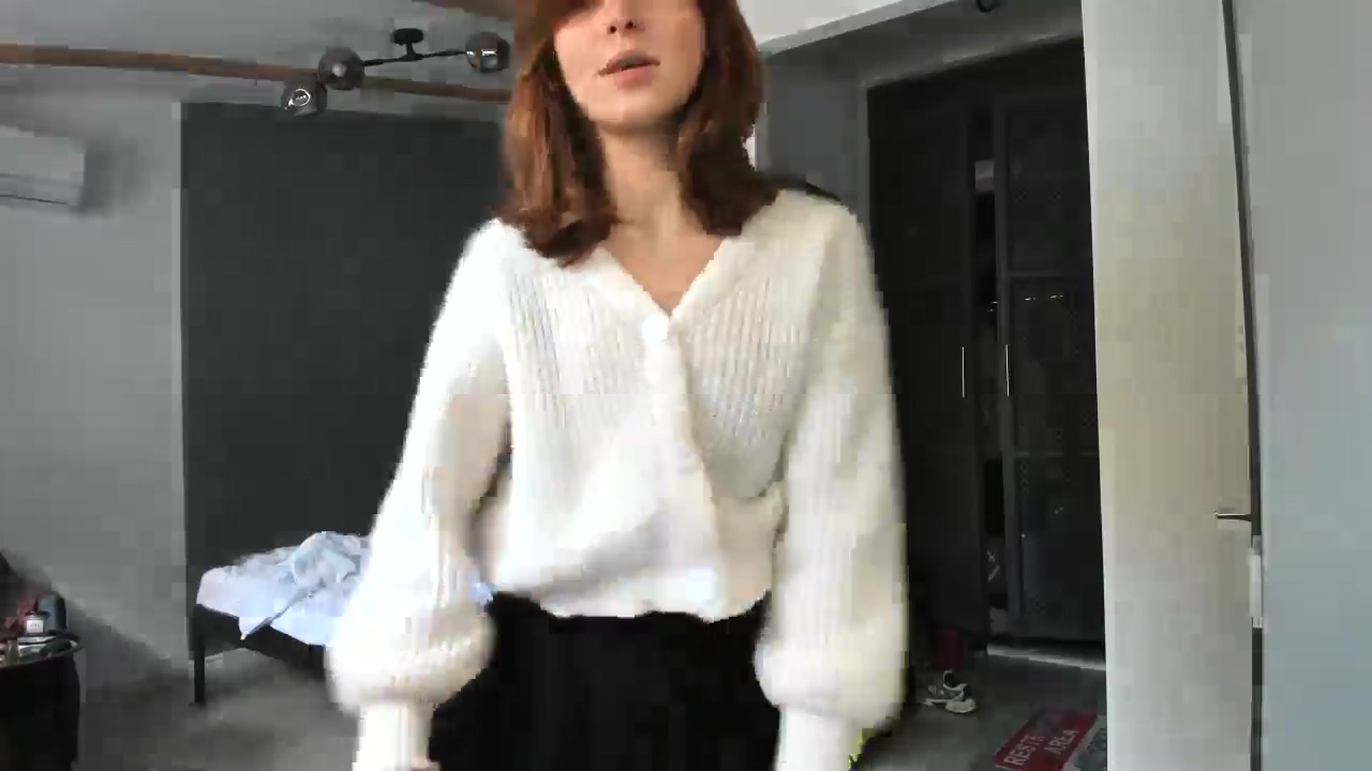 Gallery image thumbnail from AhahaGirl's myfreecams stream on, 10/23/2025, 12:37 image 12 of 20