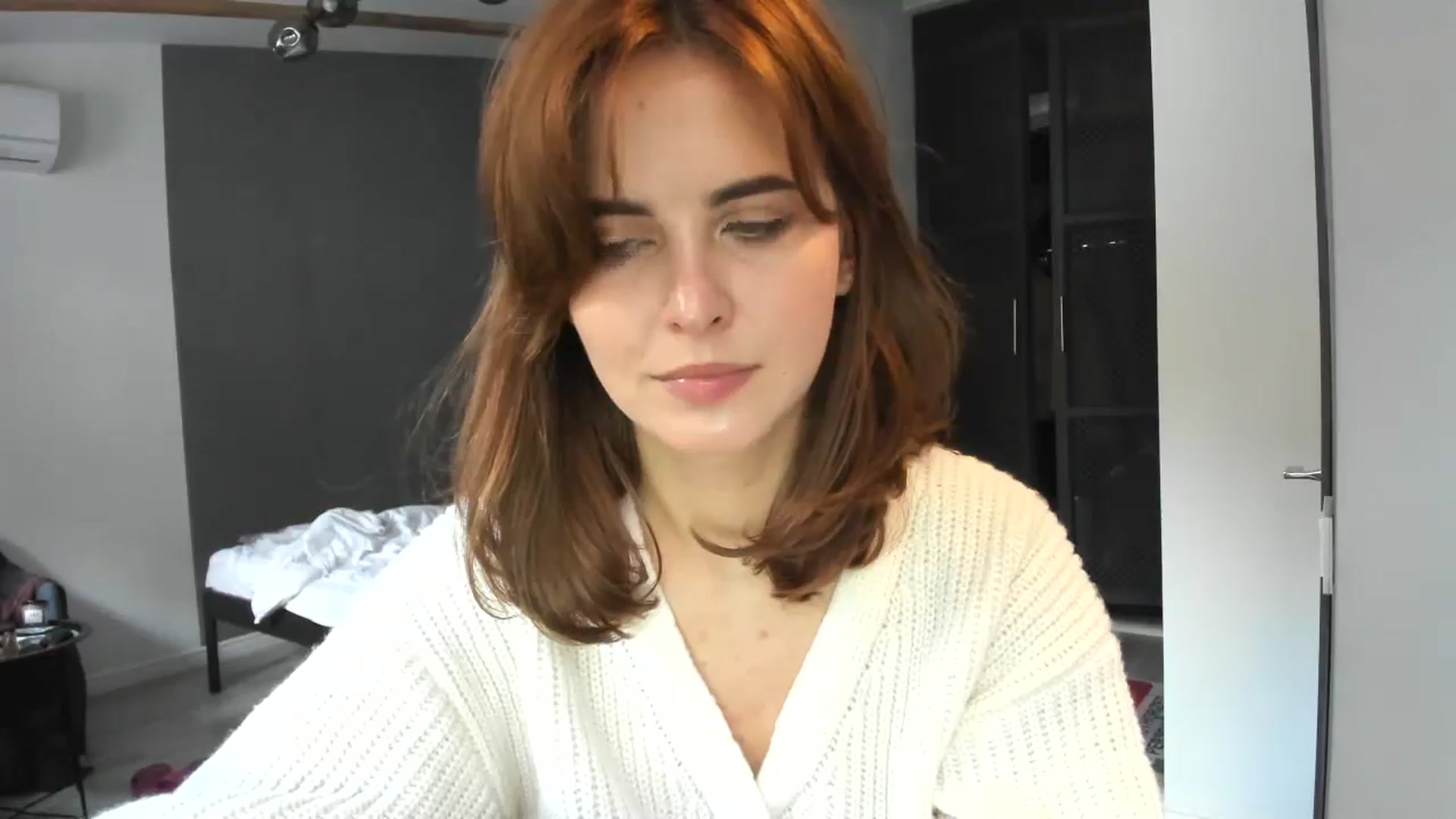 Gallery image thumbnail from AhahaGirl's myfreecams stream on, 10/23/2025, 14:02 image 11 of 20