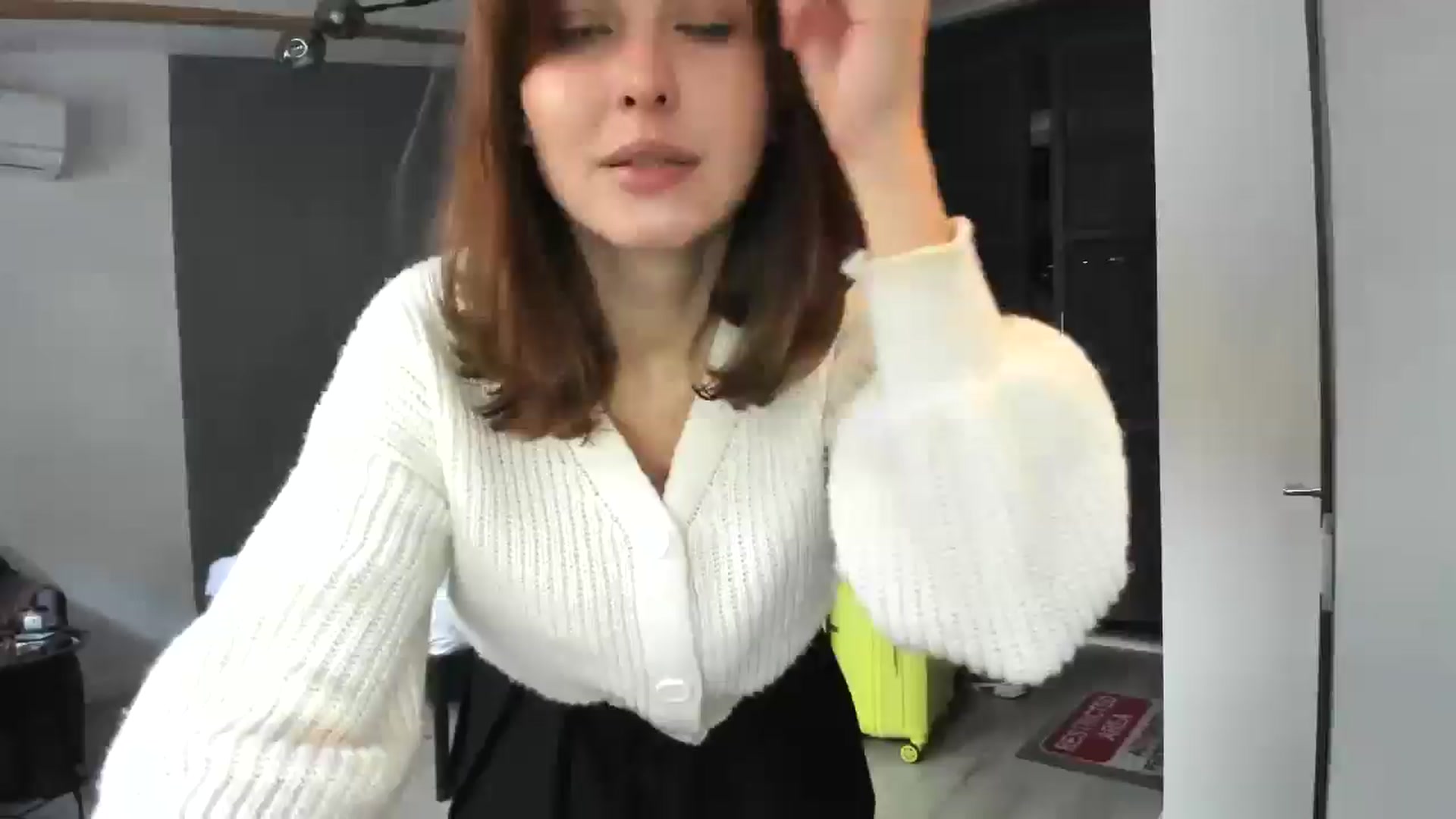 Gallery image thumbnail from AhahaGirl's myfreecams stream on, 10/23/2025, 14:02 image 1 of 20